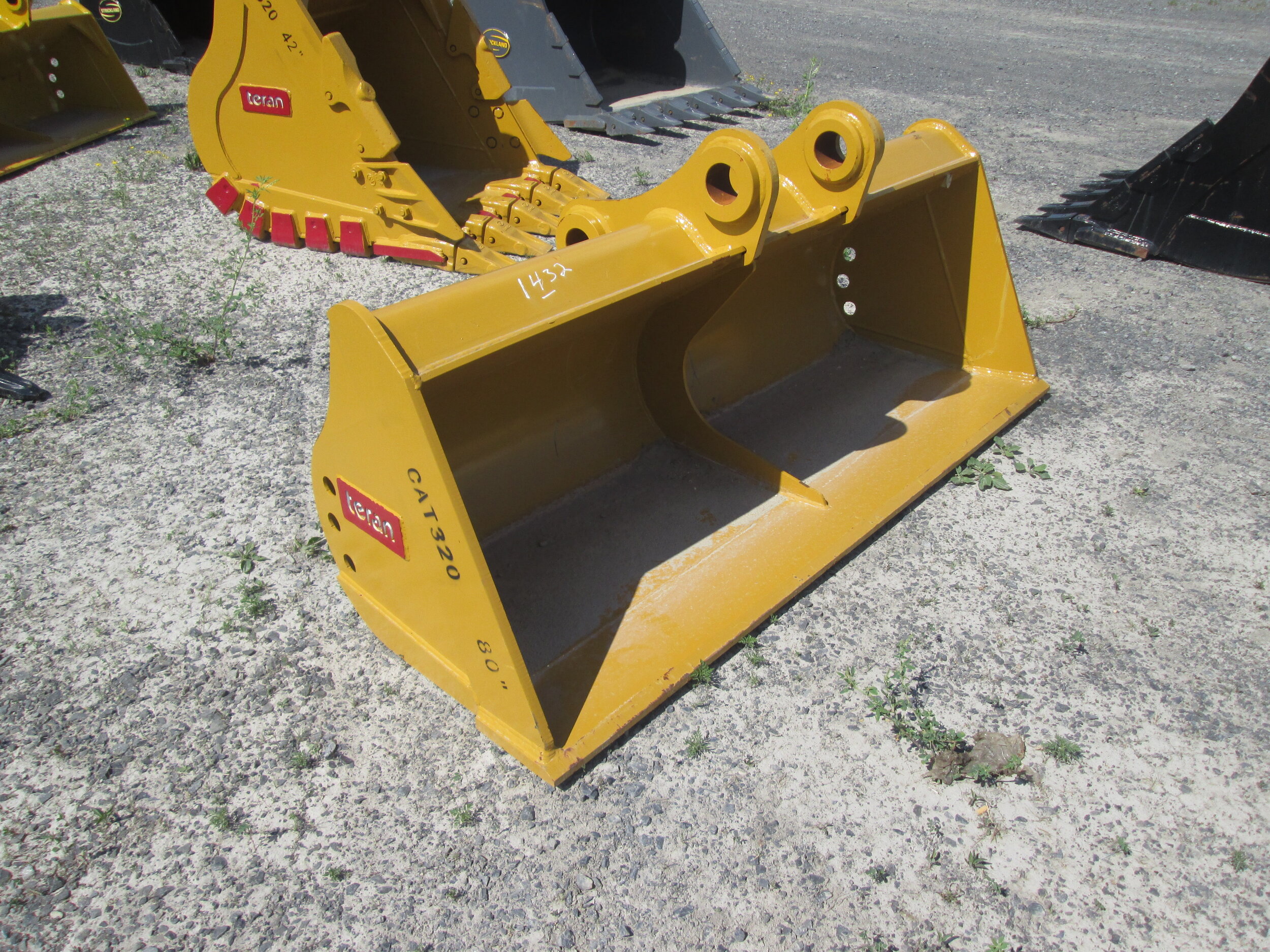 #6200- New 80"  EMAQ Ditching Bucket CAT 320-323 Hitachi John Deere 150-200  - REGULAR PRICE $6,298.95 CASH OR WIRE TRANSFER PRICE