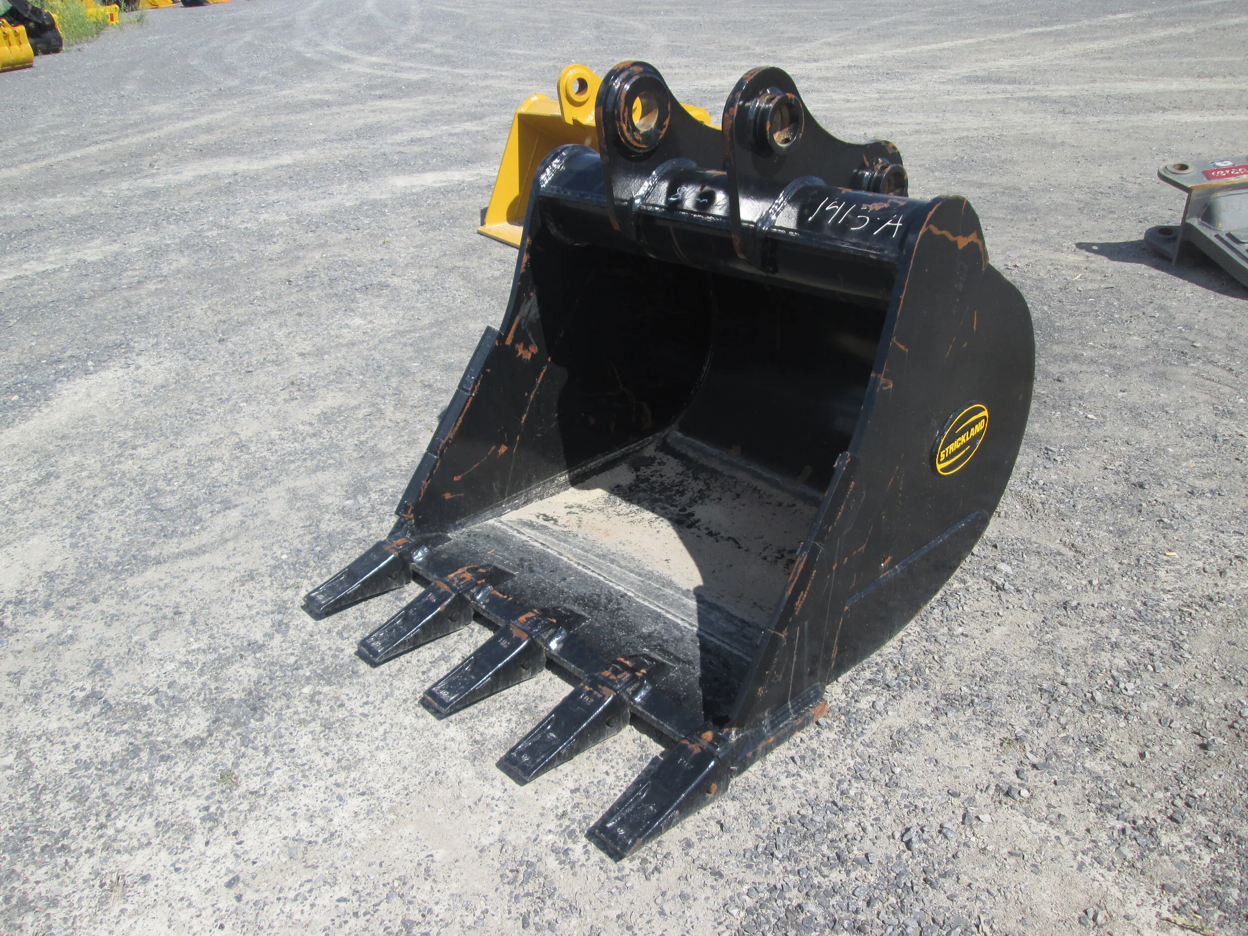 #0094- New 48" Strickland Tooth Bucket Hitachi EX150, John Deere JD150 - REGULAR PRICE $5,248.95 CASH OR WIRE TRANSFER PRICE IS