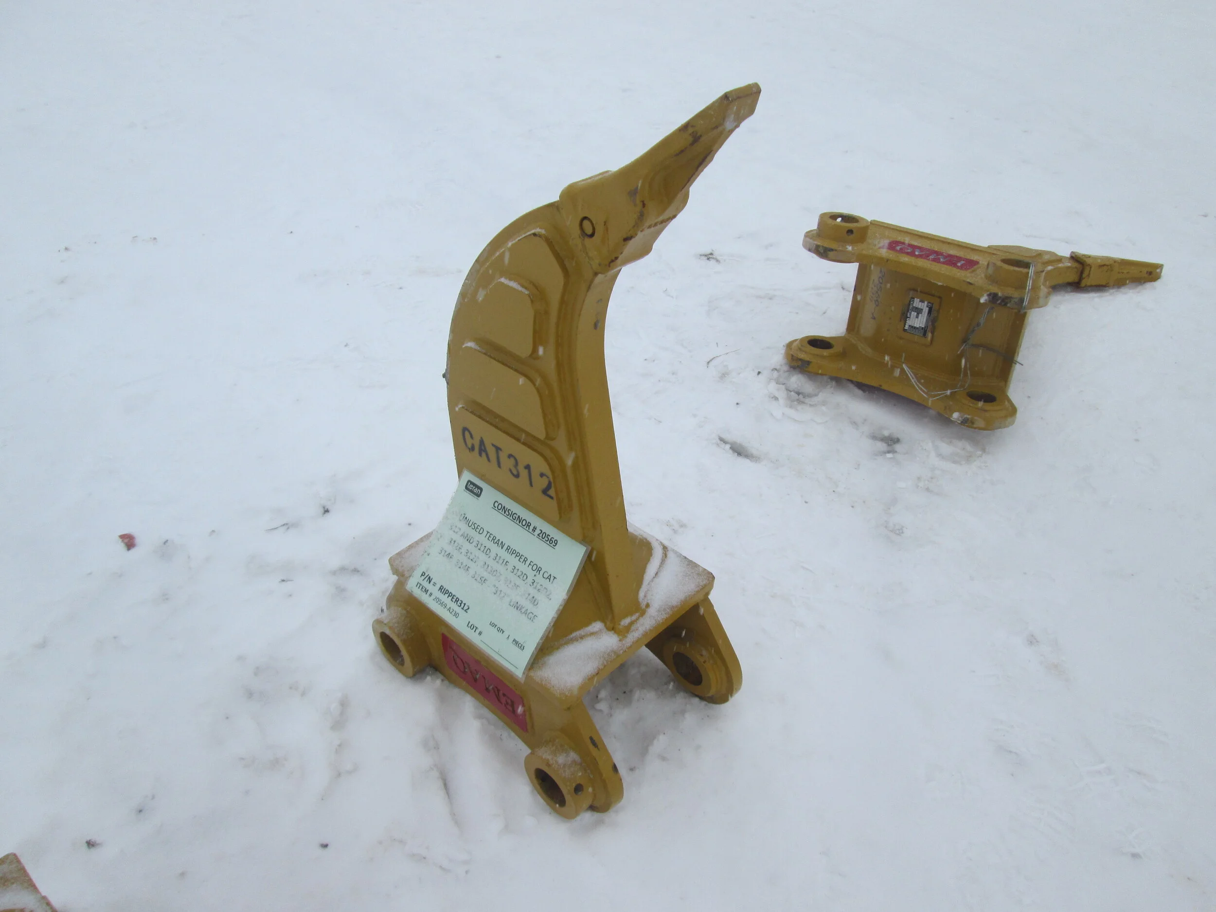 #5624- New EMAQ Ripper CAT311, 312, 313  - REGULAR PRICE $3,148.95 CASH OR WIRE TRANSFER PRICE IS
