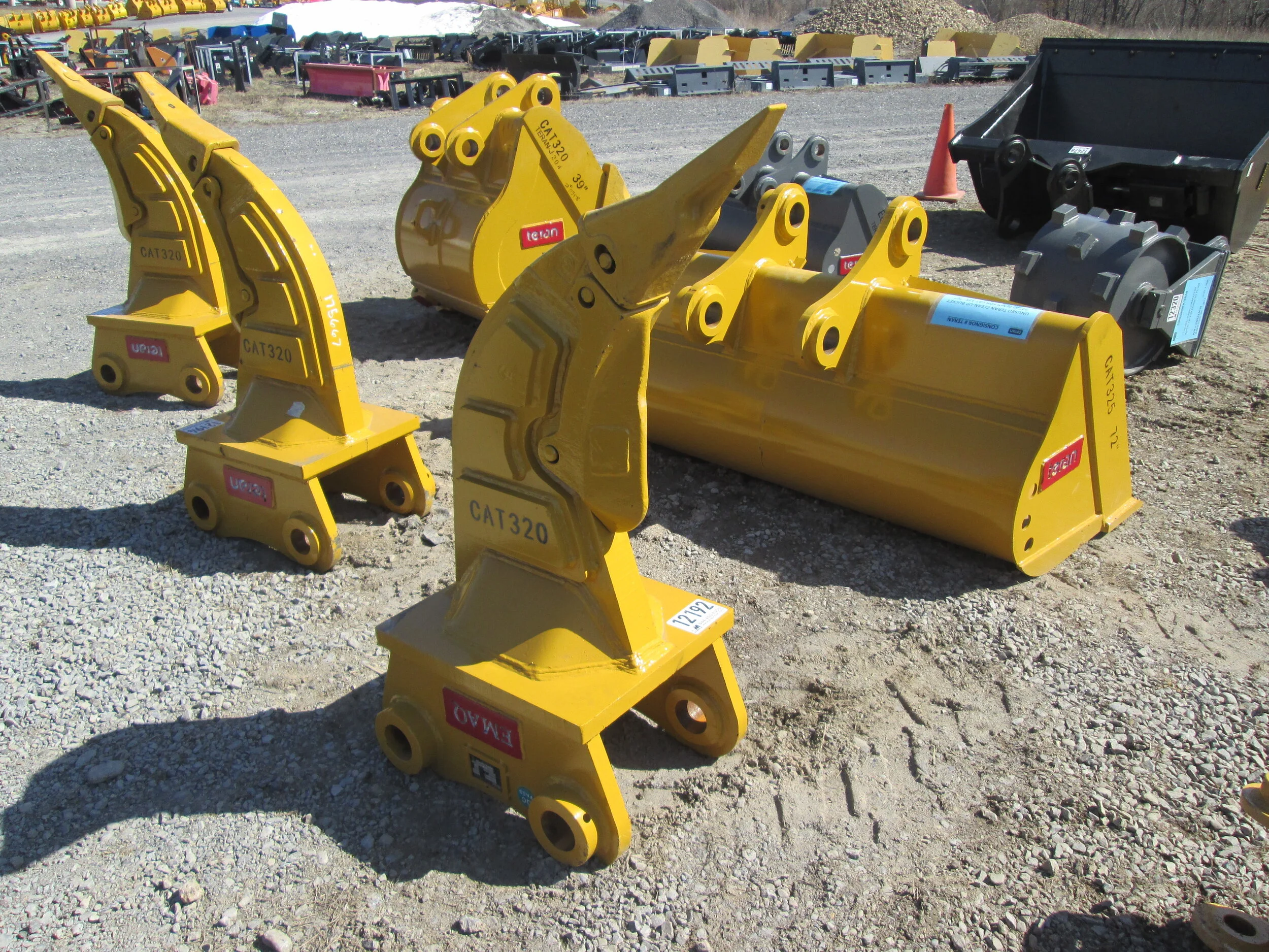#5662- NEW EMAQ Ripper CAT 320-323 Hitachi John Deere 150-200 - REGULAR PRICE $4,723.95 CASH OR WIRE TRANSFER PRICE IS