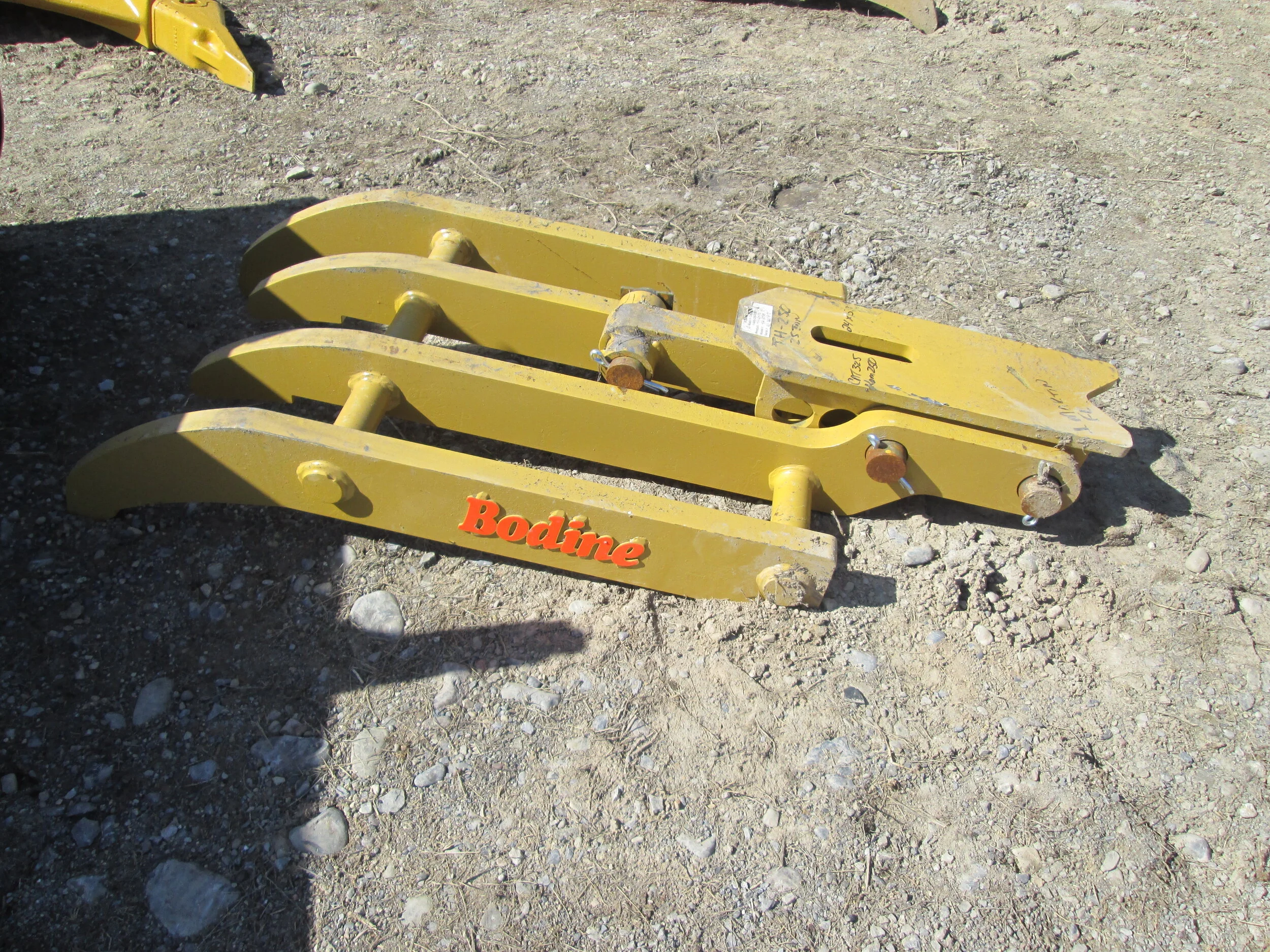 #2459- NEW Bodine TH-250 4 Finger Manual Adjustable 5600 Thumb - REGULAR PRICE $2,623.95 CASH OR WIRE TRANSFER PRICE IS