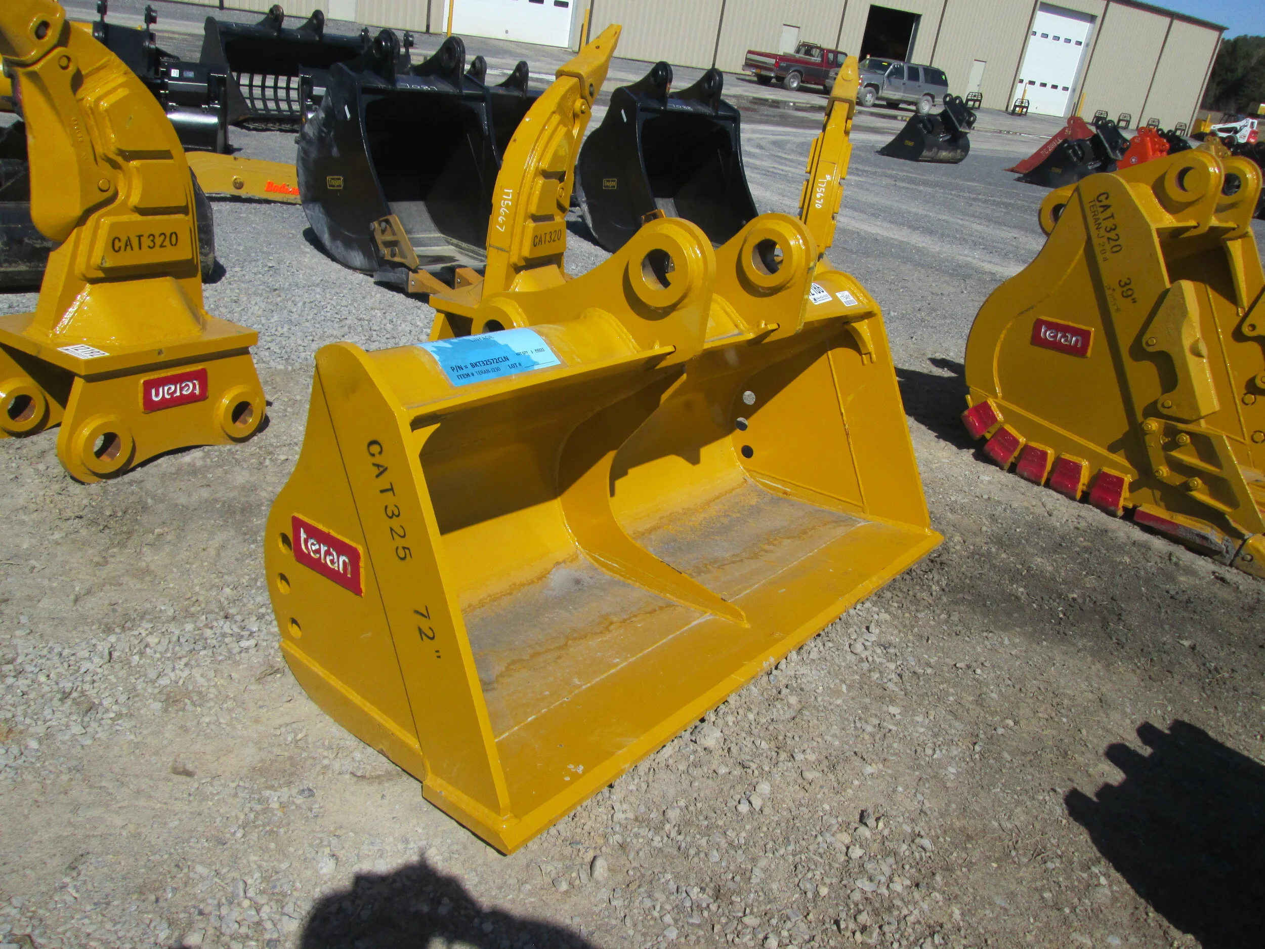 #4071-NEW 72" EMAQ Ditching Bucket CAT325, Komatsu PC200, Kobelco SK200  - REGULAR PRICE $5,248.95 CASH OR WIRE TRANSFER PRICE IS