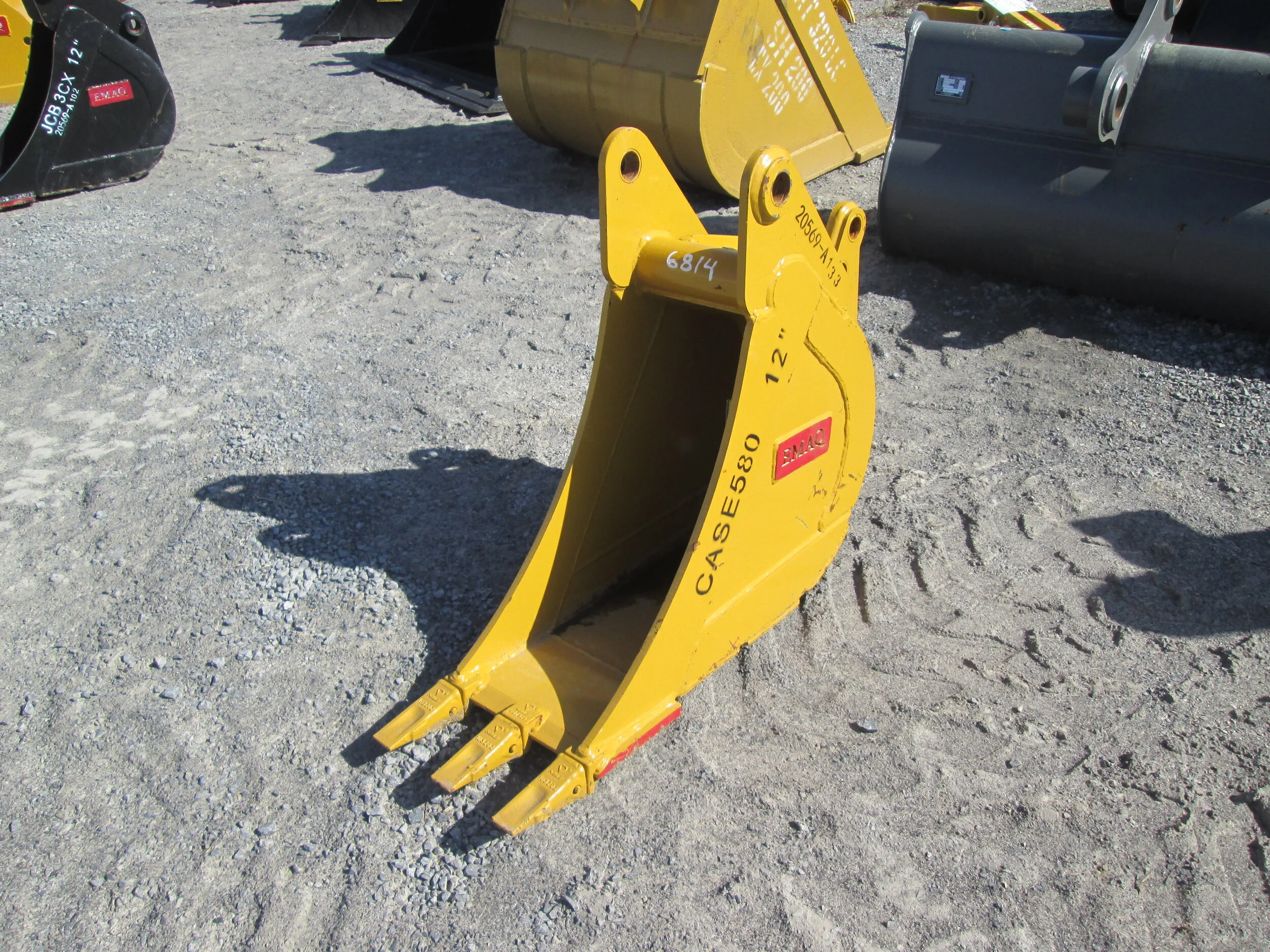 #4940 - NEW 12" EMAQ Tooth Bucket CASE 580 - REGULAR PRICE $1,573.95 CASH OR WIRE TRANSFER PRICE IS