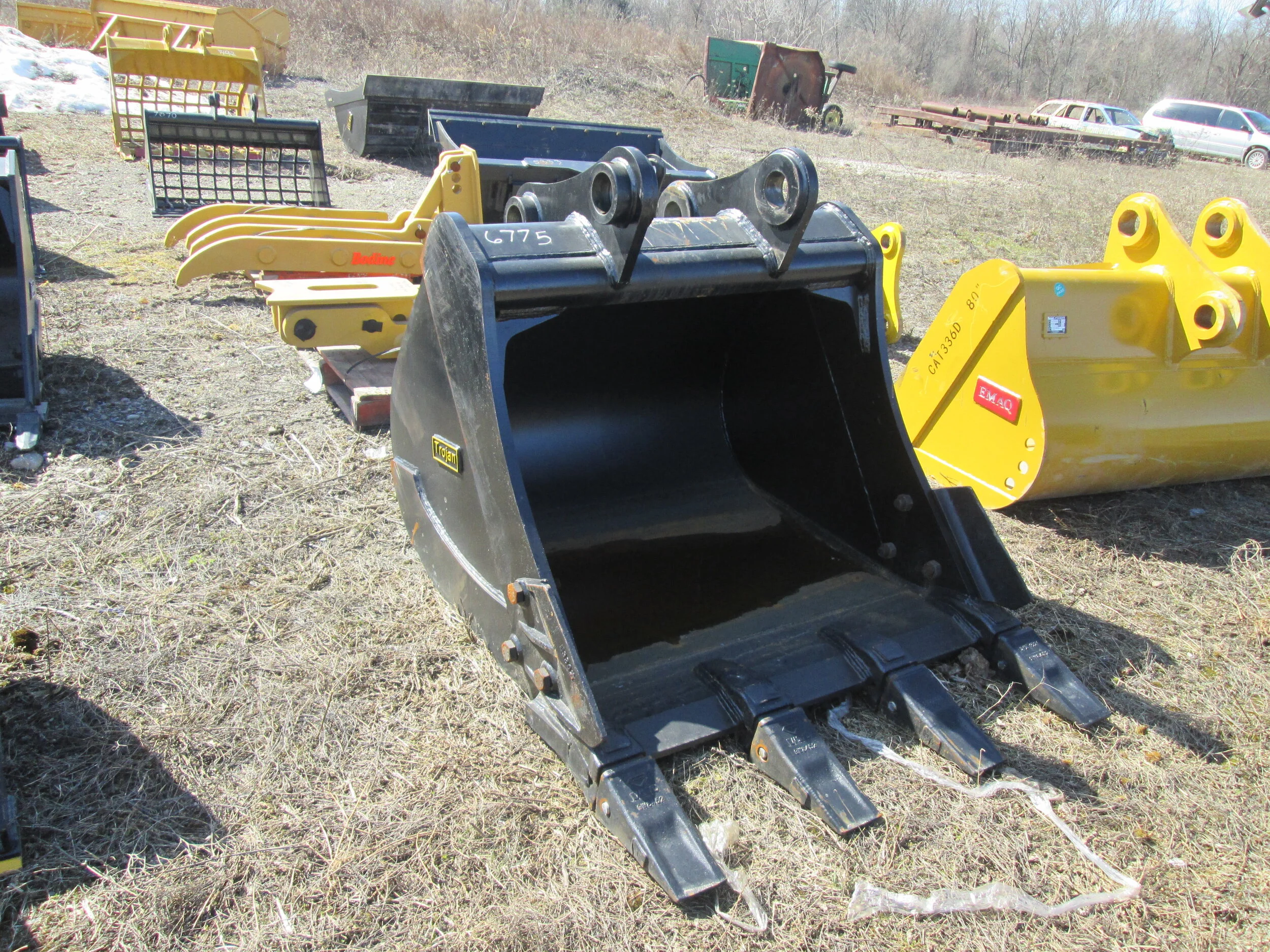 #6775- New 48" DE/Trojan Tooth Bucket  Hitachi EX220, Komatsu PC300, John Deere JD220  - REGULAR PRICE $5,773.95 CASH OR WIRE TRANSFER PRICE IS