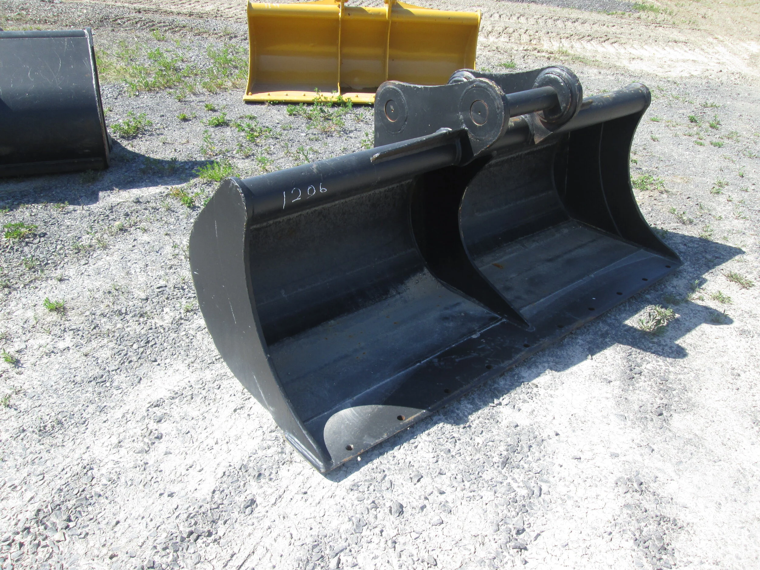 #1206 - Used 84” Strickland Ditching Bucket  CAT 320-323 Hitachi John Deere 150-200 - REGULAR PRICE $6,298.95 CASH OR WIRE TRANSFER PRICE