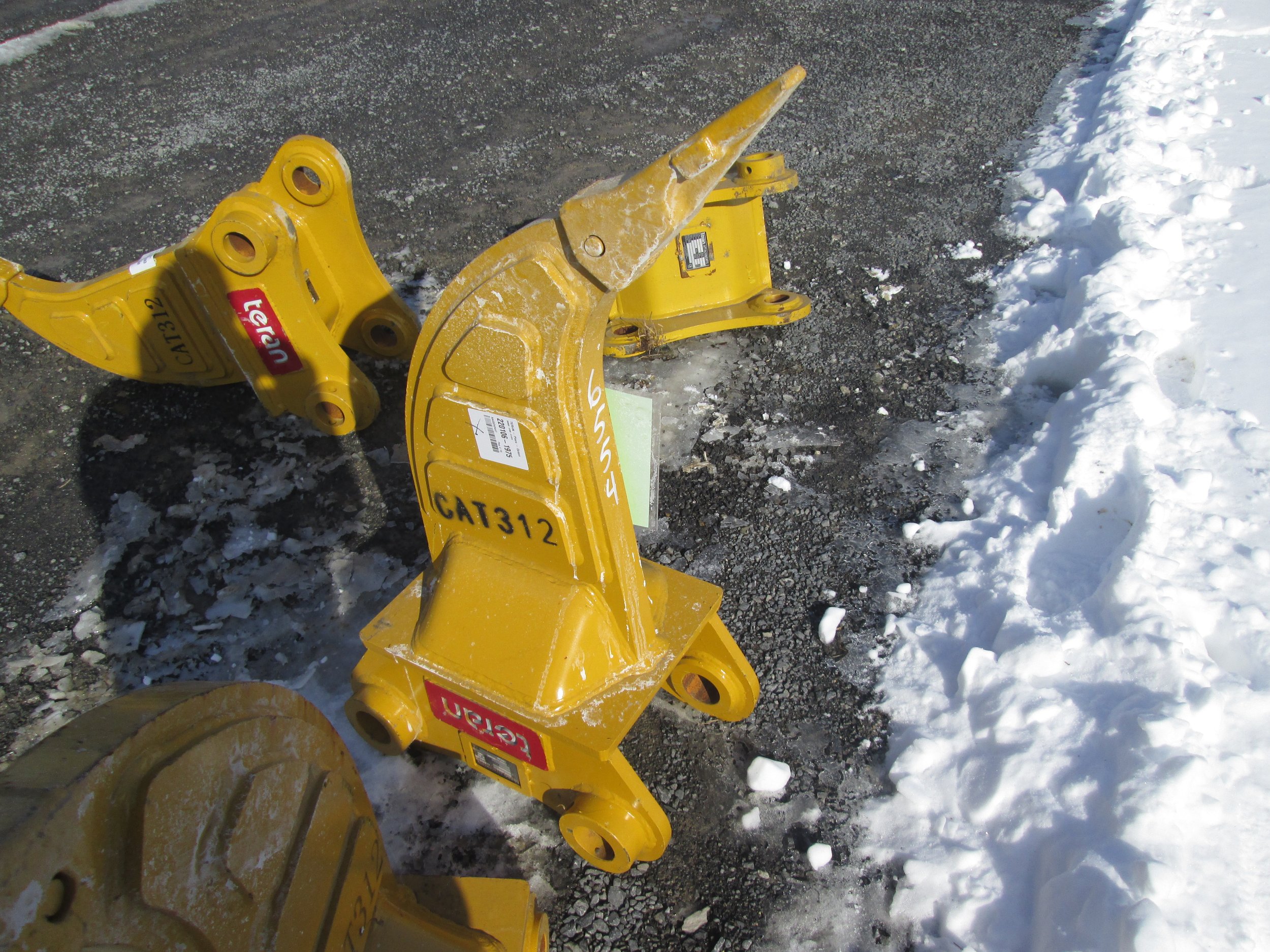 #5739- New EMAQ Ripper CAT311, 312, 313  - REGULAR PRICE $3,148.95 CASH OR WIRE TRANSFER PRICE IS