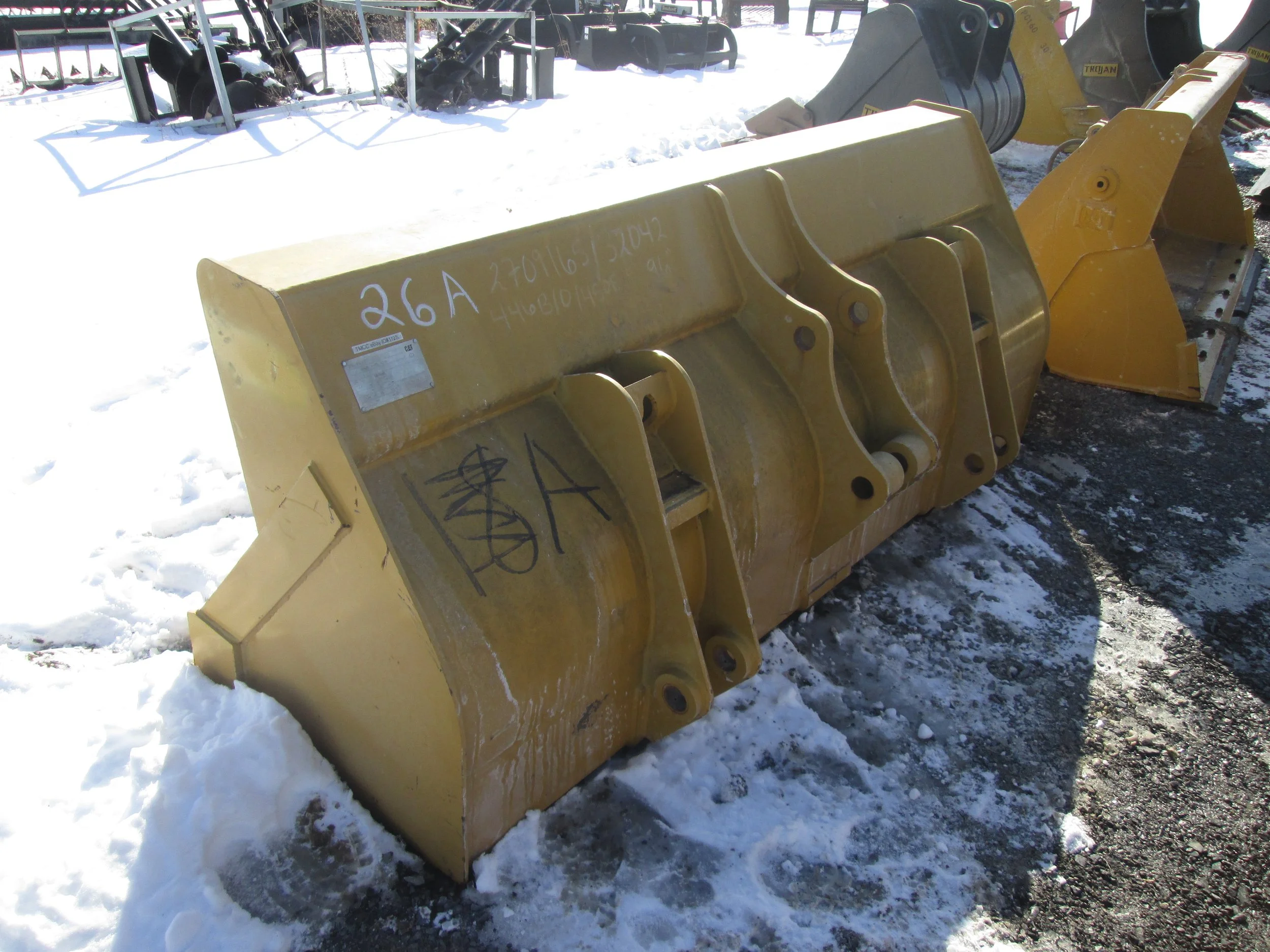 9163 CAT 96" Loader/ Backhoe Front Bucket 4,198.95 CASH OR WIRE