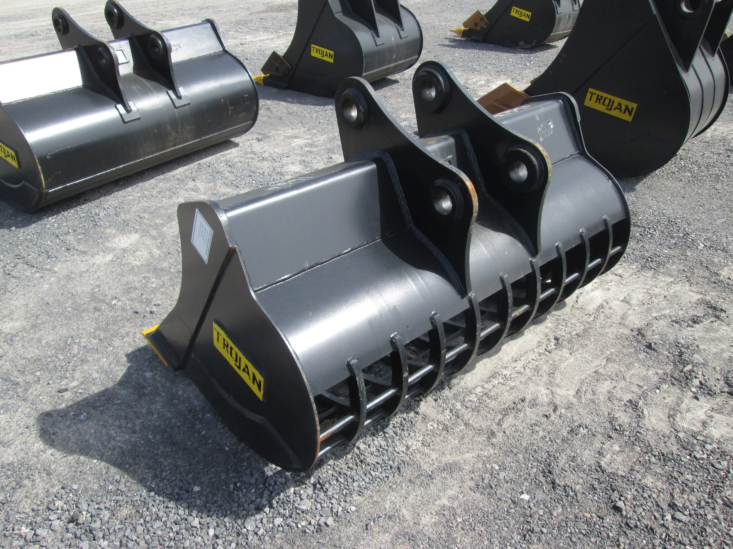 Skeleton Ditching Buckets — Carroll Equipment - CNY'S Best Place For ...