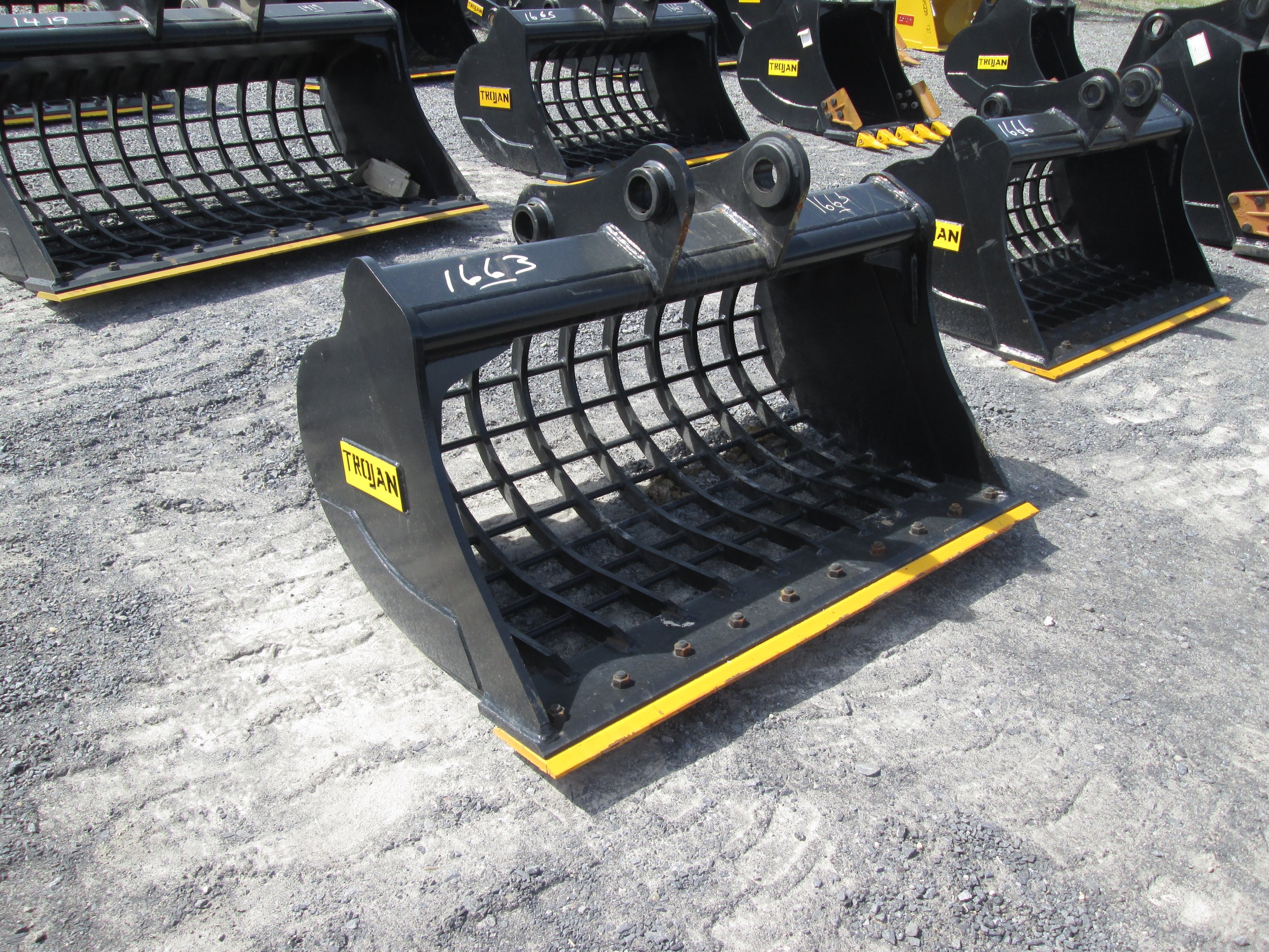 #1663- 60" Trojan Skeleton Ditching Bucket Hitachi 100/120,  JD 120/135  - REGULAR PRICE $3,118.96 CASH OR WIRE TRANSFER PRICE IS