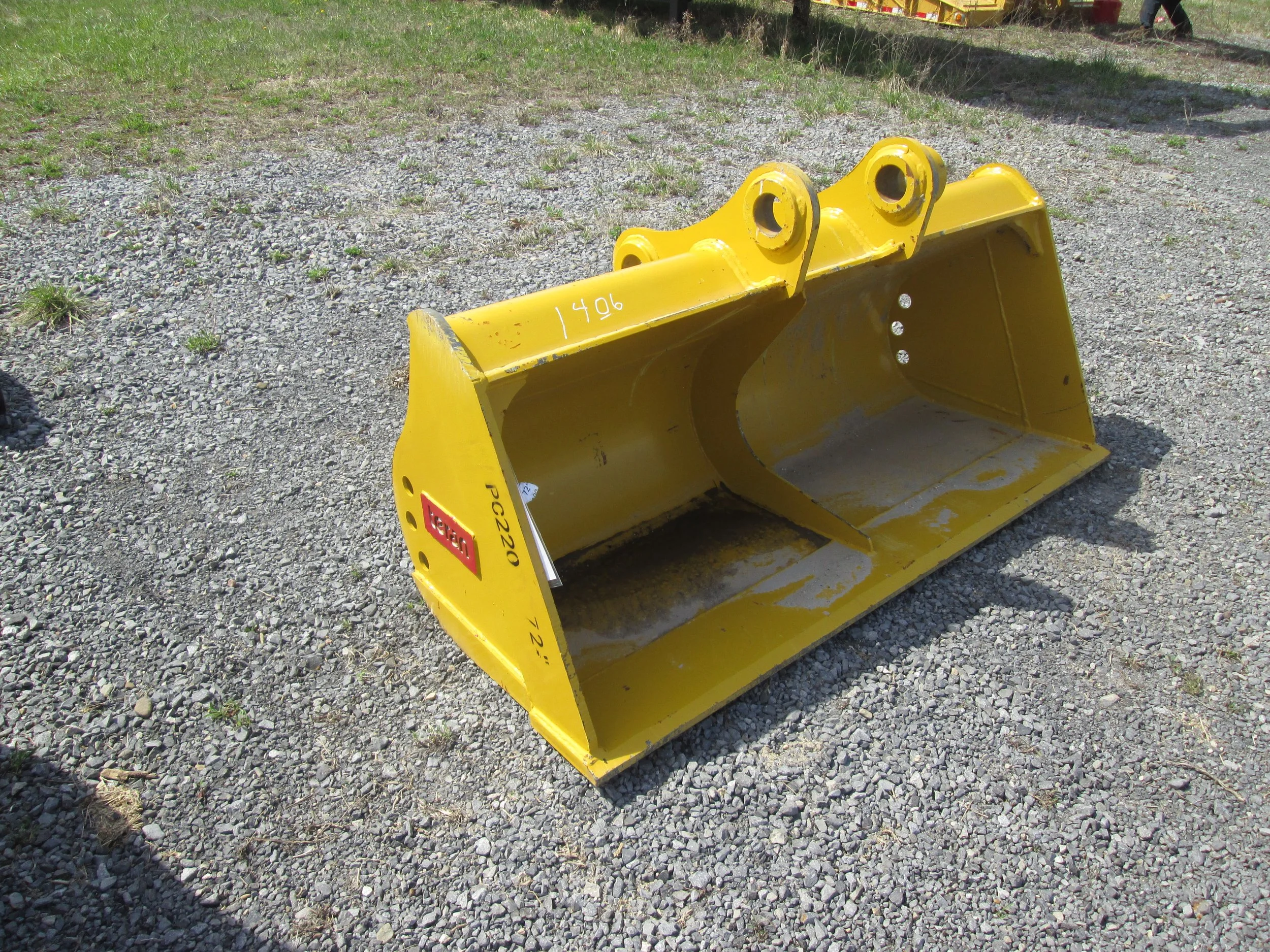 #7810- New 80" TERAN Ditching Bucket Komatsu PC220, Kobelco SK200 CAT 320-323  Hitachi John Deere 150-200 - REGULAR PRICE $6,298.95 CASH OR WIRE TRANSFER PRICE IS