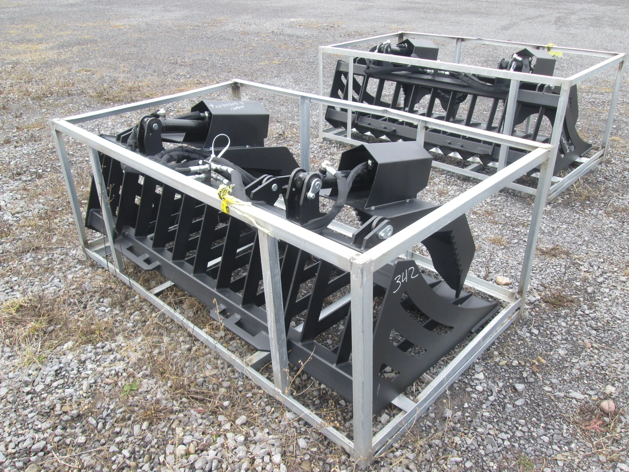 342 72" New CE Double Cylinder Root Grapple for Skid steer