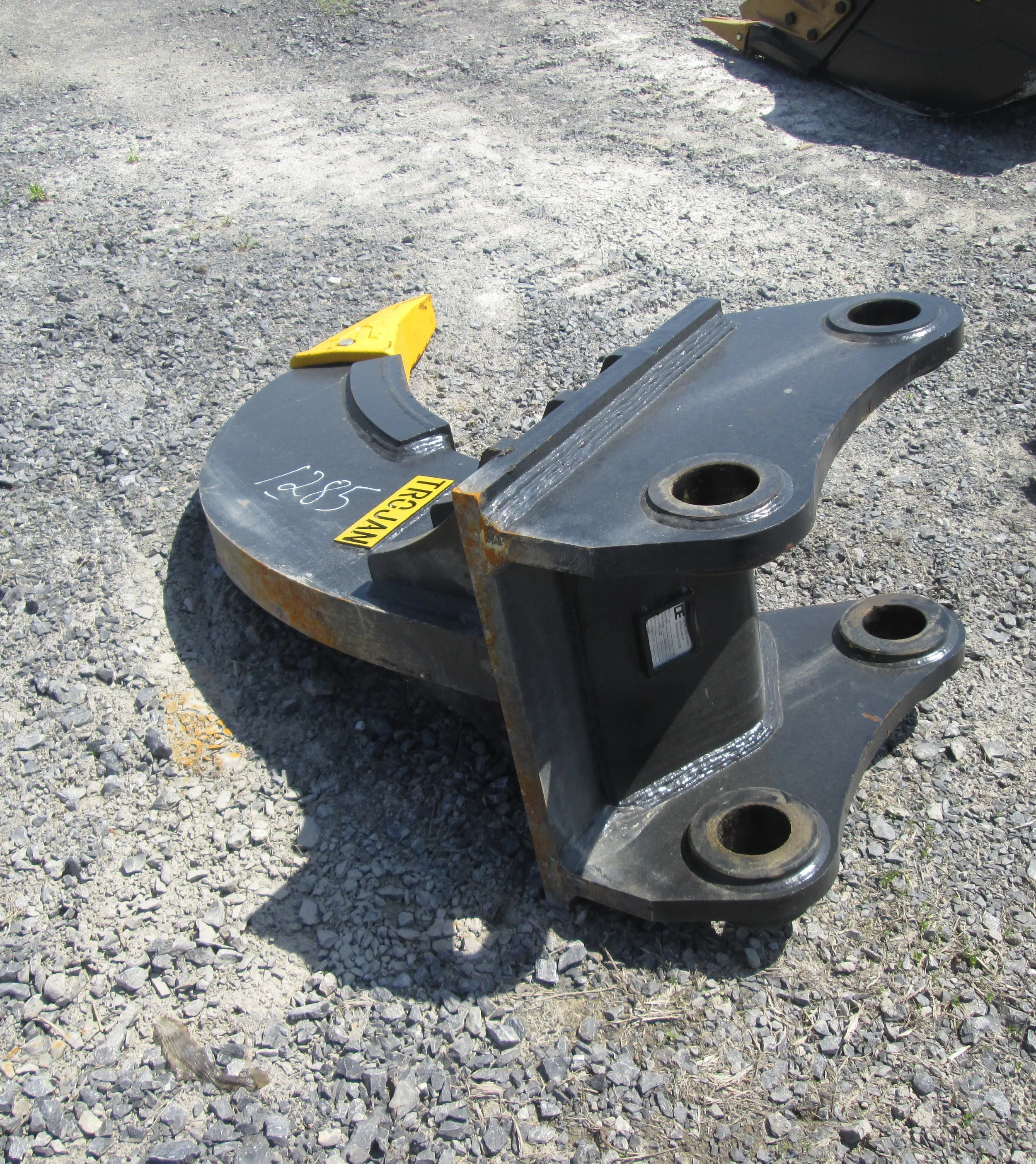 #1285- NEW DE/Trojan Ripper Hitachi EX220, Komatsu PC300, John Deere ...