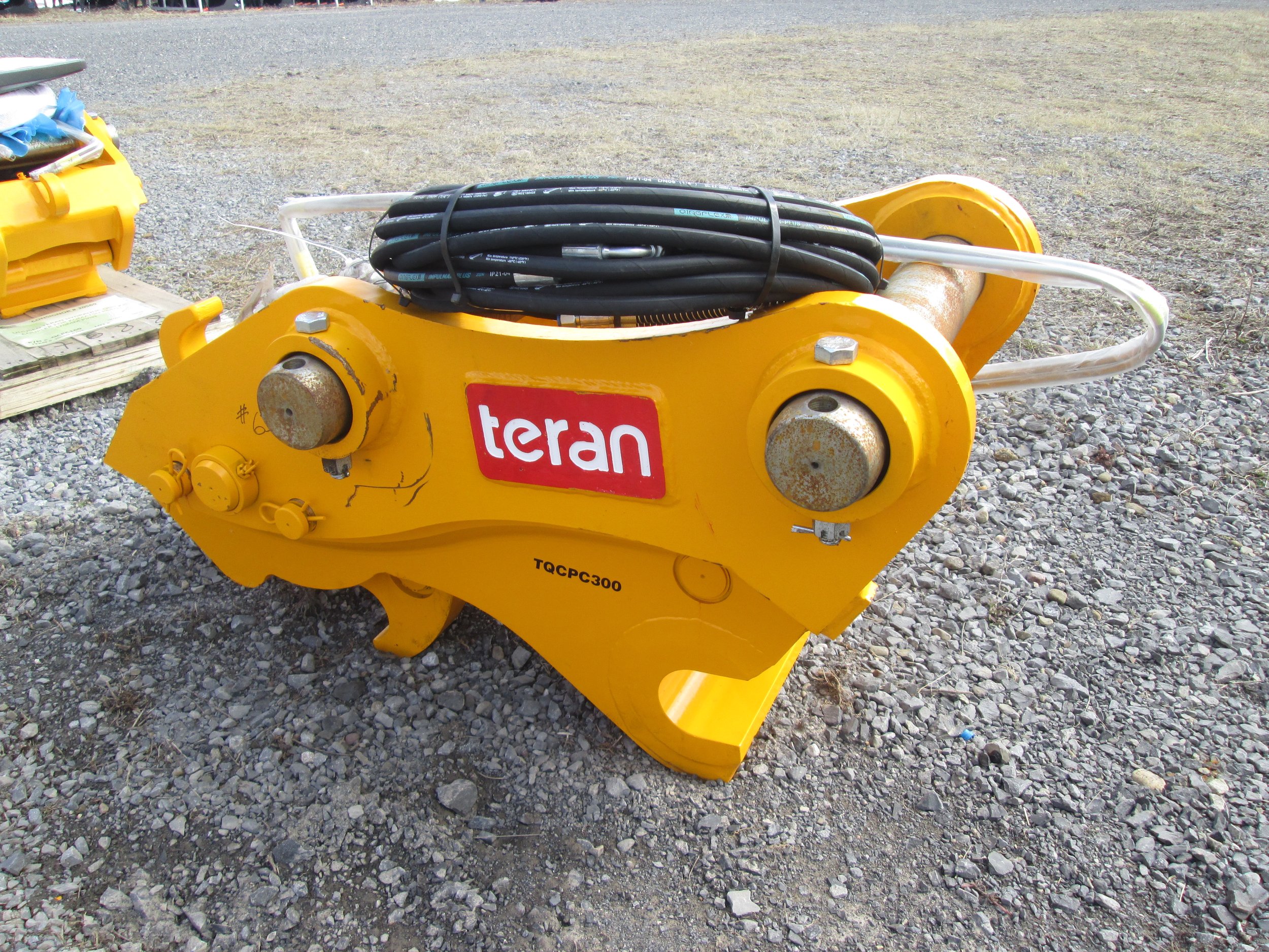 8077 TERAN HYDRAULIC QUICK COUPLER Komatsu PC300 REGULAR PRICE 7,348