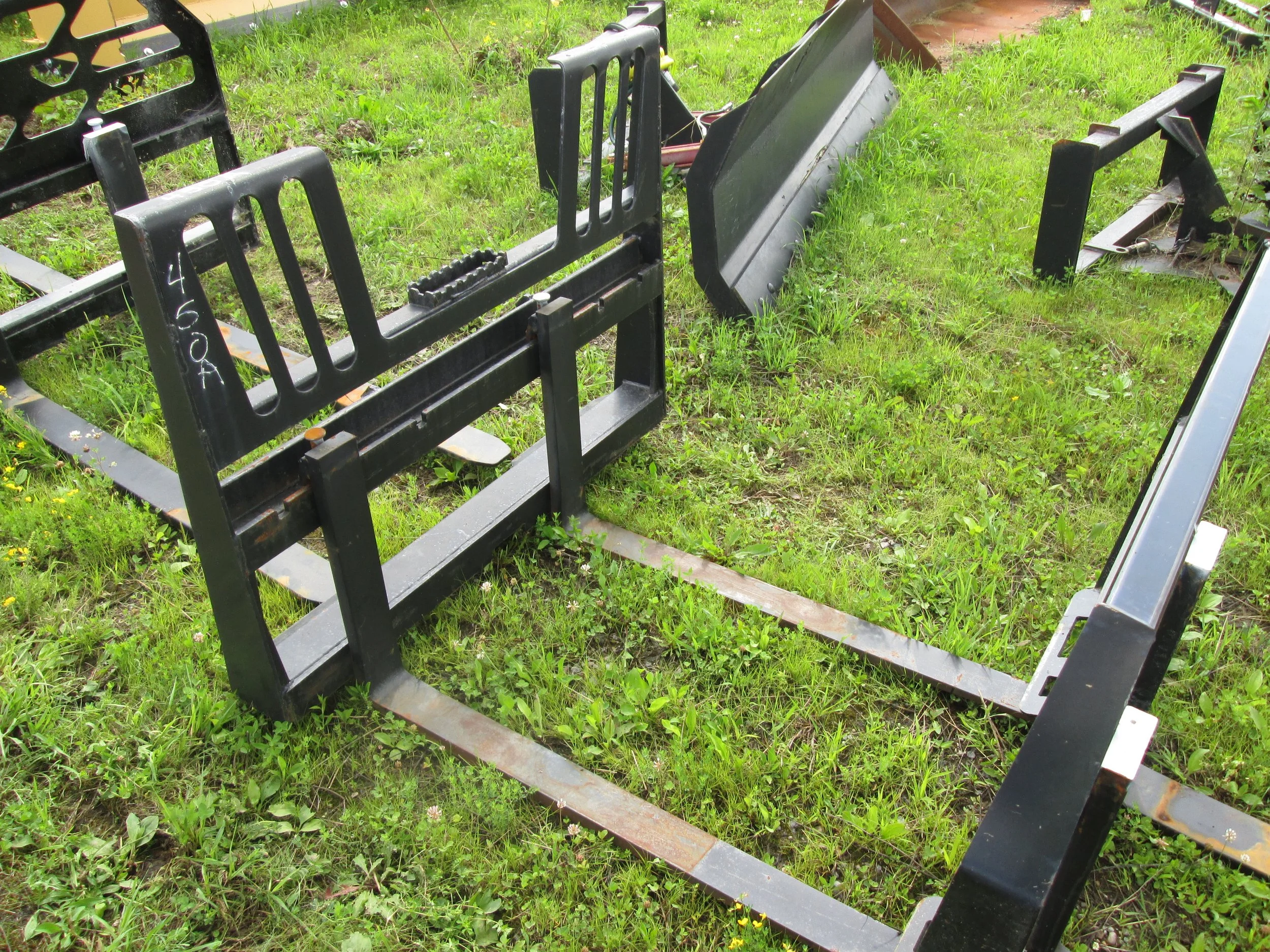 450A 48in Light Duty Forks (08.19.19).JPG