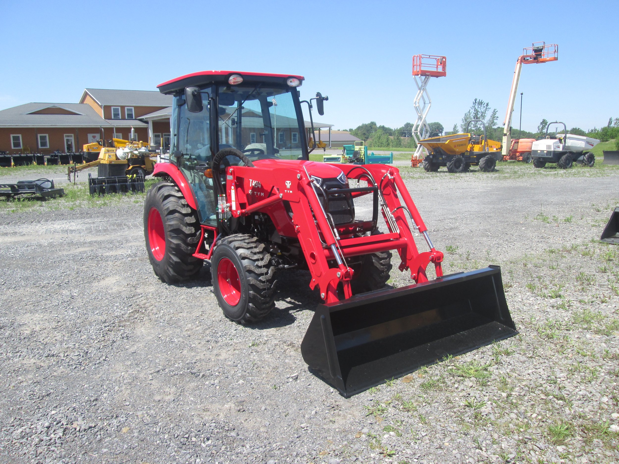 TYM T494 HST Cab (6).JPG