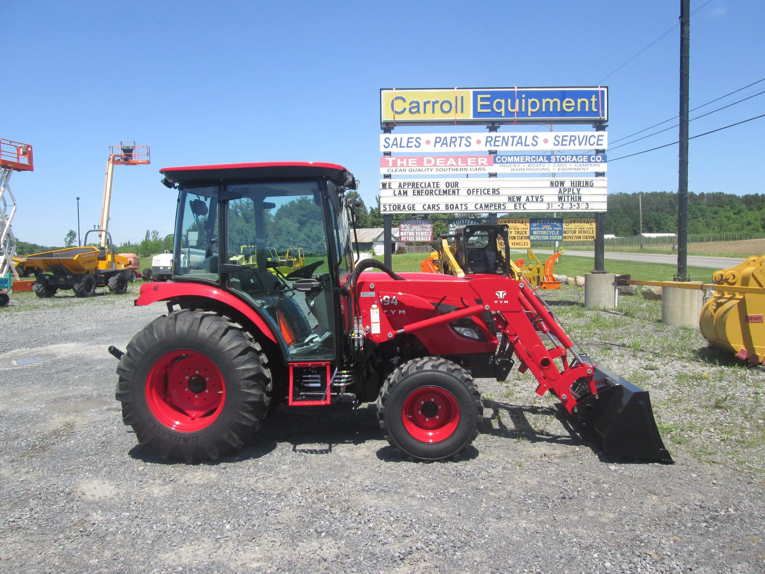 TYM T494 HST Cab (7).JPG