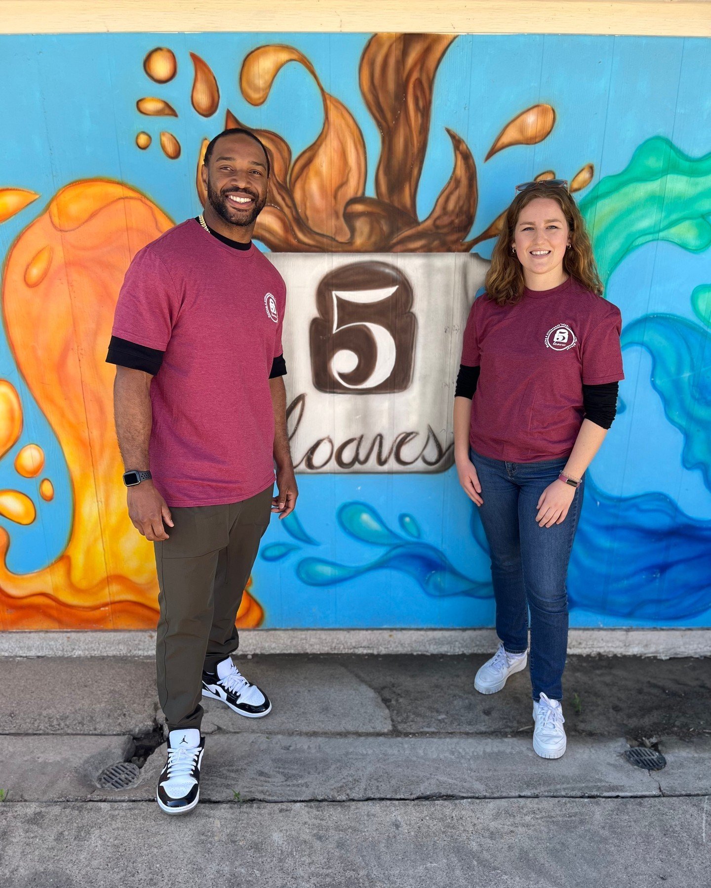 Last week, #TeamCSE client Adrian Phillips and the L.A.K.E. Foundation volunteered at 5 Loaves in Sachse, TX. 💚

5 Loaves food pantry is a drive-thru food pantry that provides food weekly to families in need. One of the L.A.K.E. Foundation's pillars