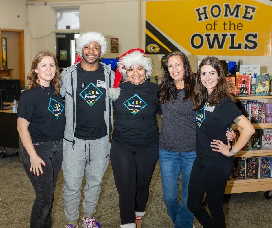 The holiday givebacks continue! 🎁

#TeamCSE traveled to Garland, Texas to join the @lake.foundation, @phillips_17, and @camillephillipsmd in returning to Adrian's alma mater to host a holiday party for 17 students in need. 💚 The event included food