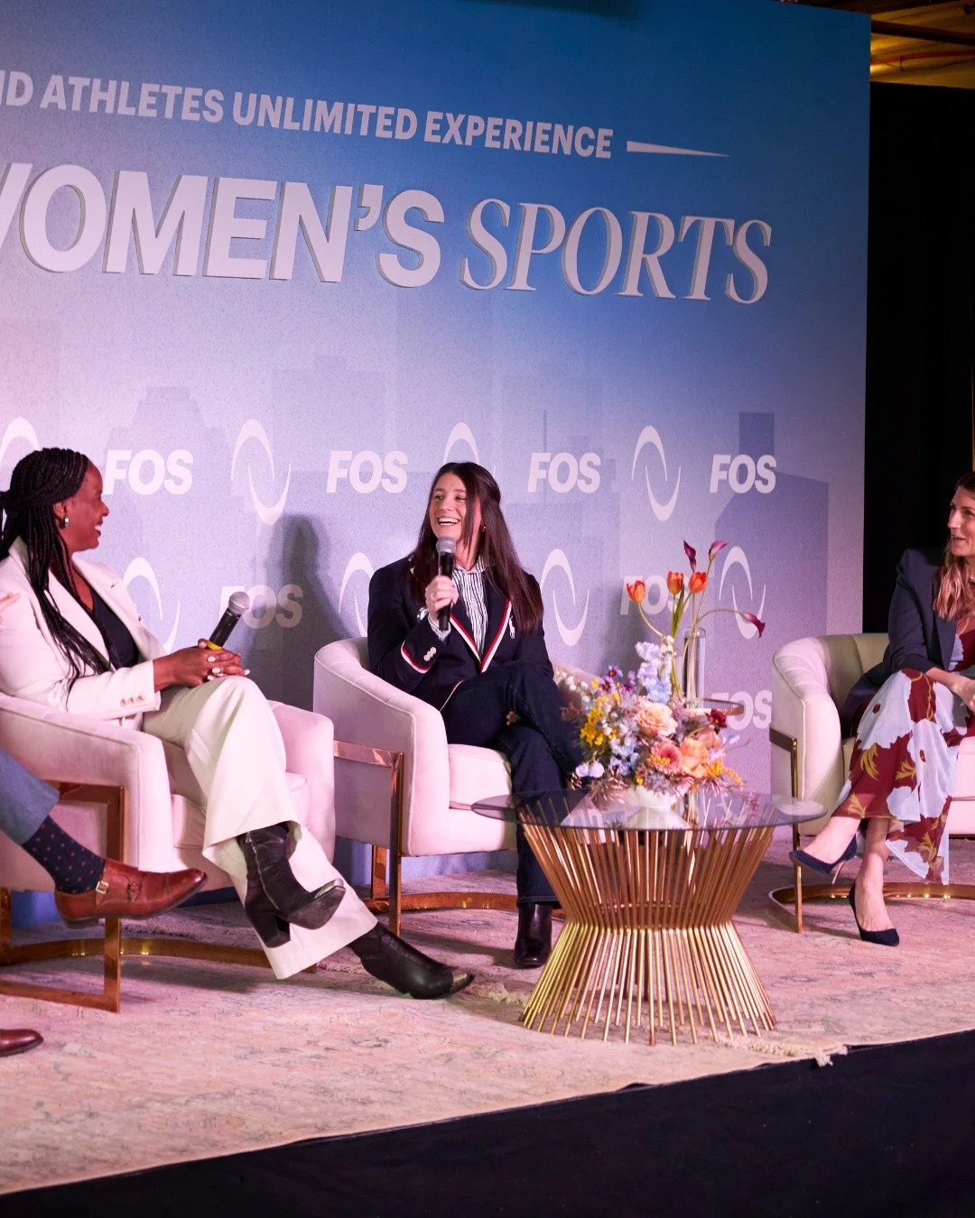 Another look back at #TeamCSE client @emily_oberst&rsquo;s speaking engagement with @frontofficesports and @auprosports at the Future of Women&rsquo;s Sports Conference. A powerful conversation centered on the continued growth, investment, and moment