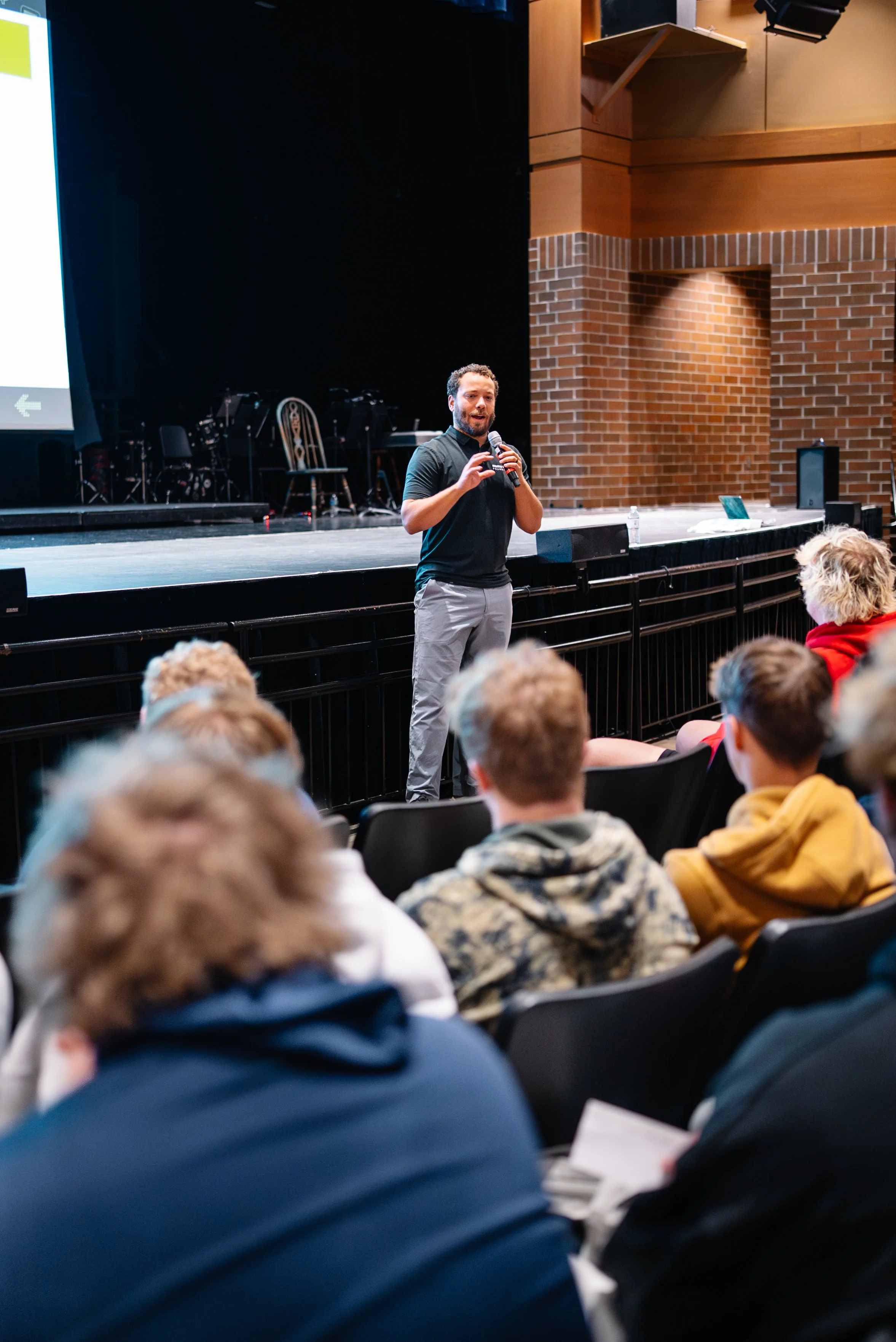 Former Miami Dolphin Alec Ingold hosts ‘Money Mini Camp’ at Northeast High School in Oakland Park