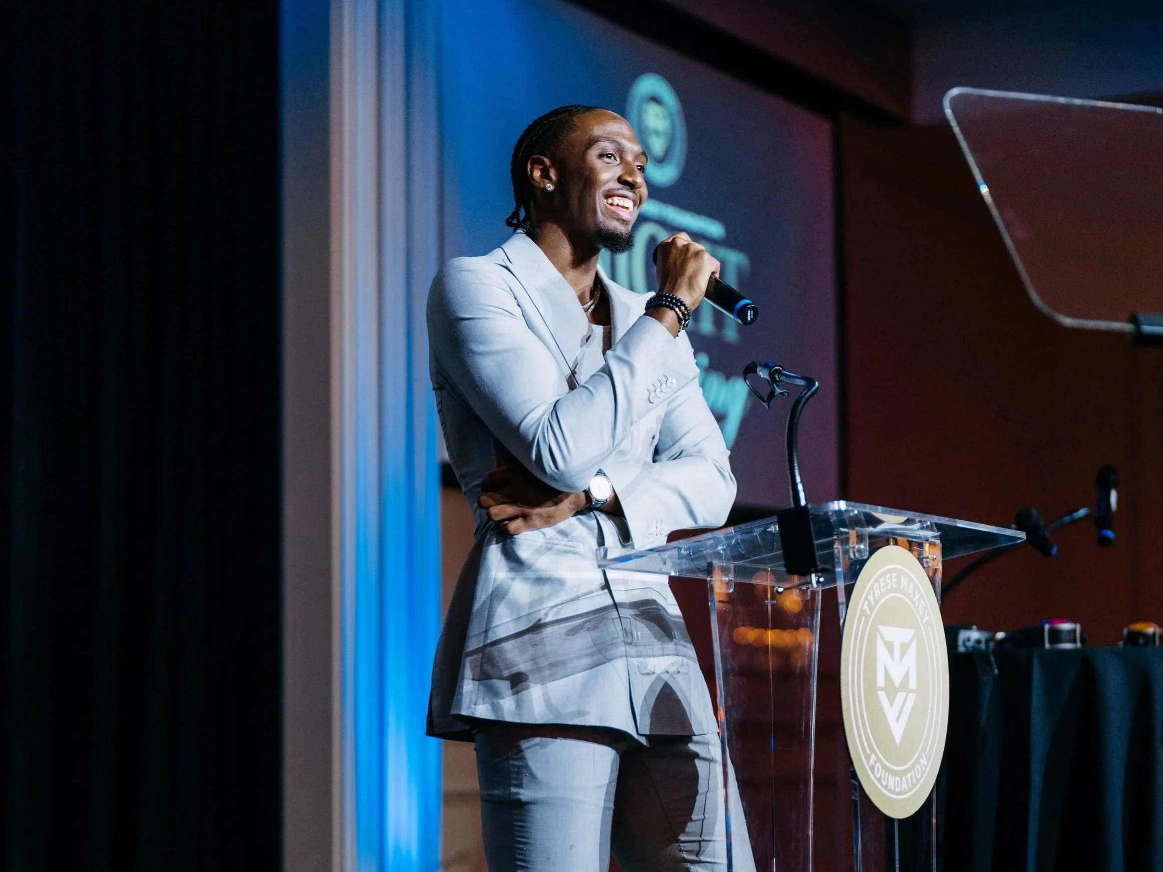 Sixers star Tyrese Maxey and family host Night of Giving in Philadelphia