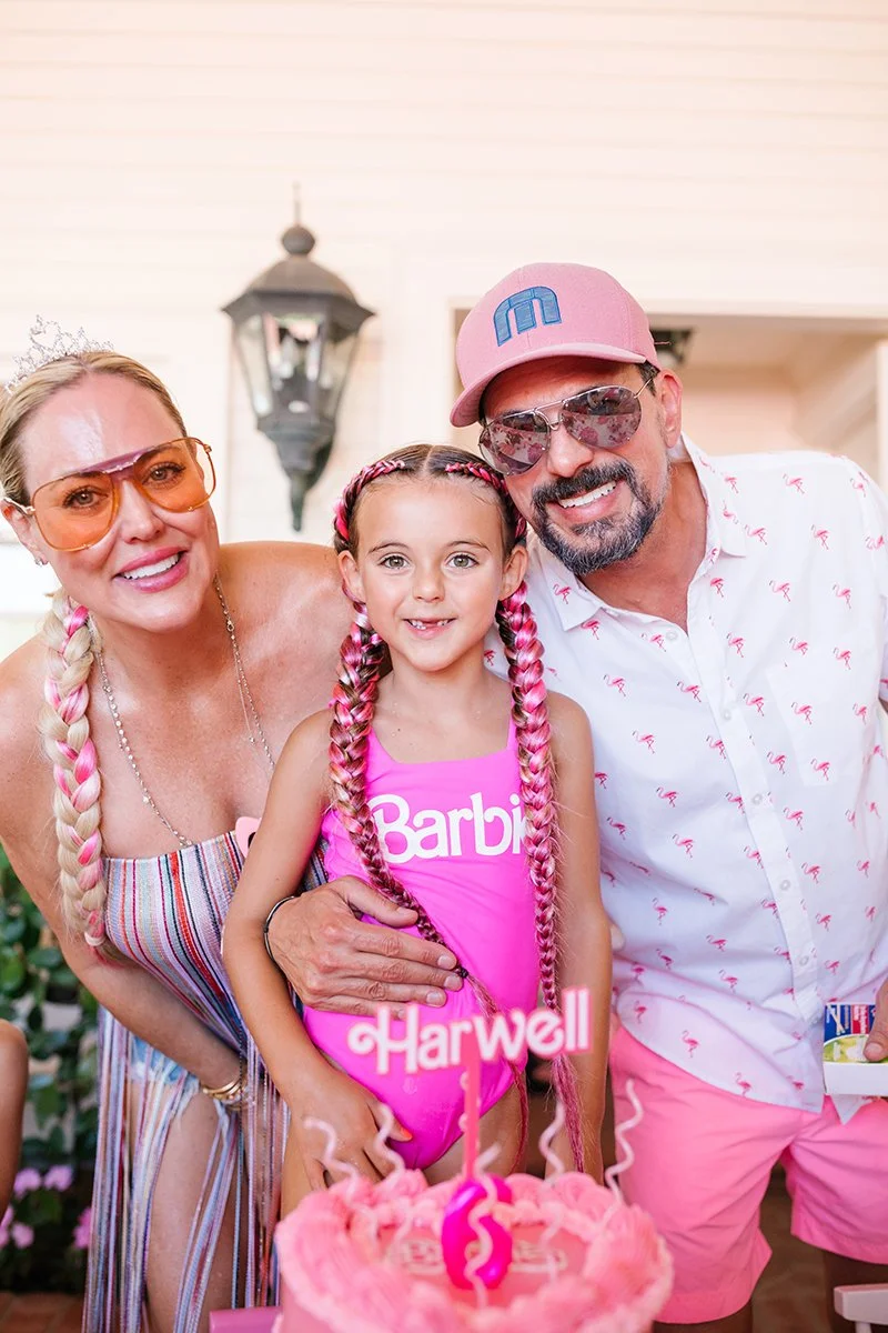 family-photo-birthday-cake.jpg