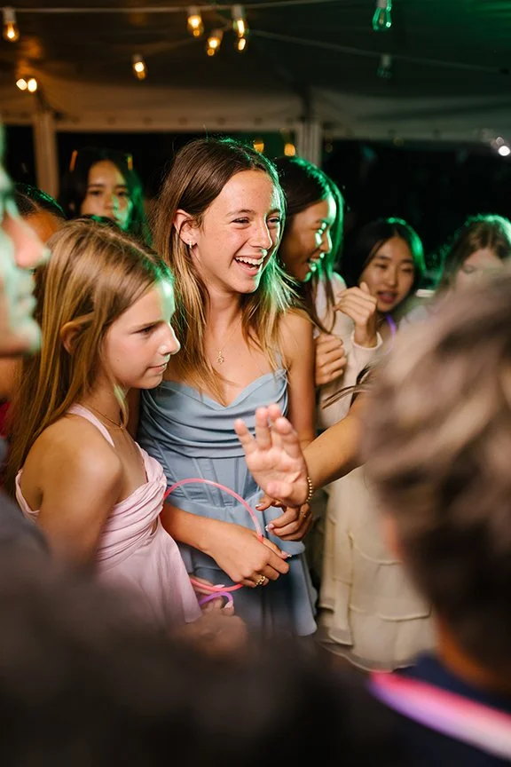 teenage-girls-on-dance-floor.jpg