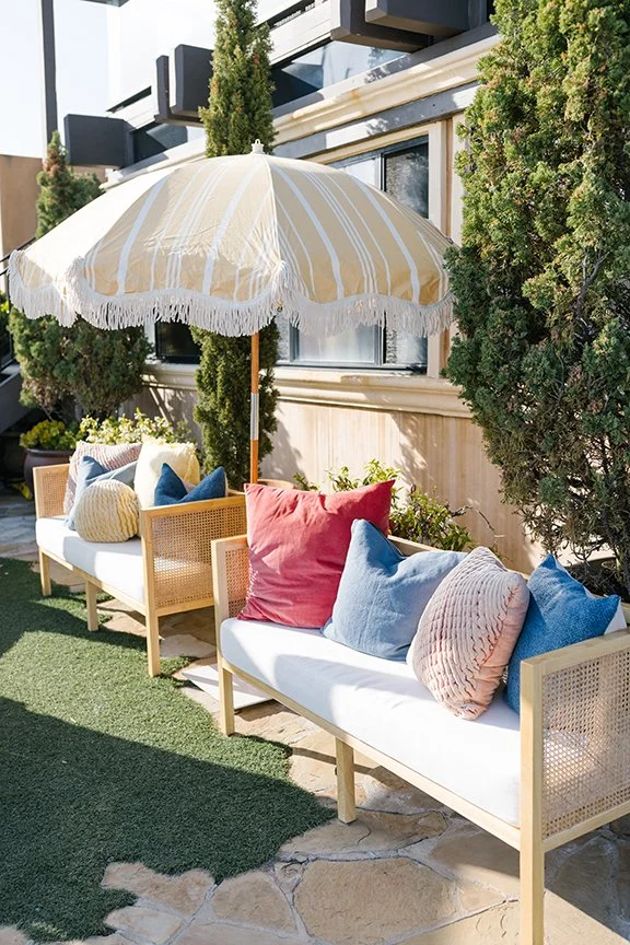 party-set-up-in-sunshine.jpg