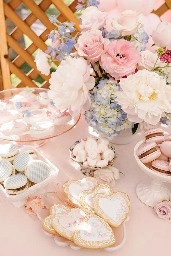 floral-pastel-desserts.jpg