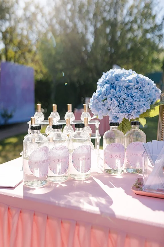 perfume-bar-at-party.jpg