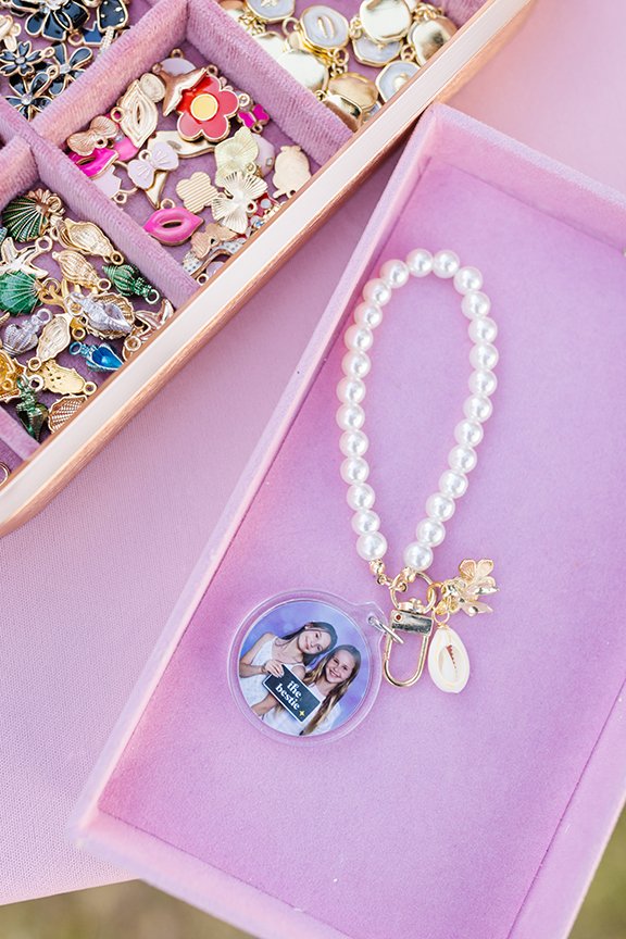 charm-bracelet.jpg