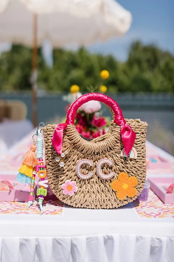 diy-crafts-at-kids-party.jpg