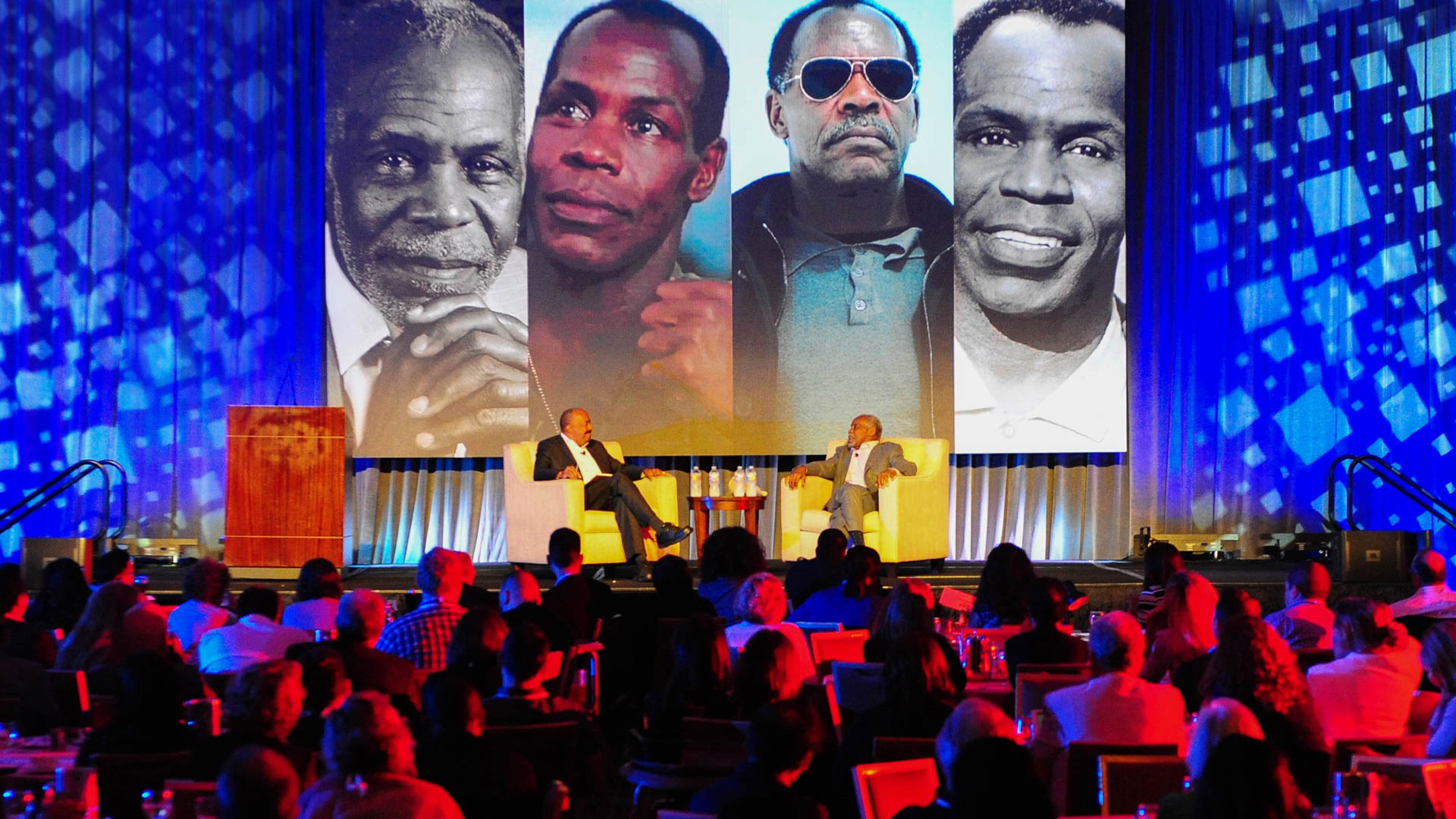 As a main backdrop for your event, we can delivery crisp and colorful picture to your stage, in sizes spanning up to 40 feet wide.