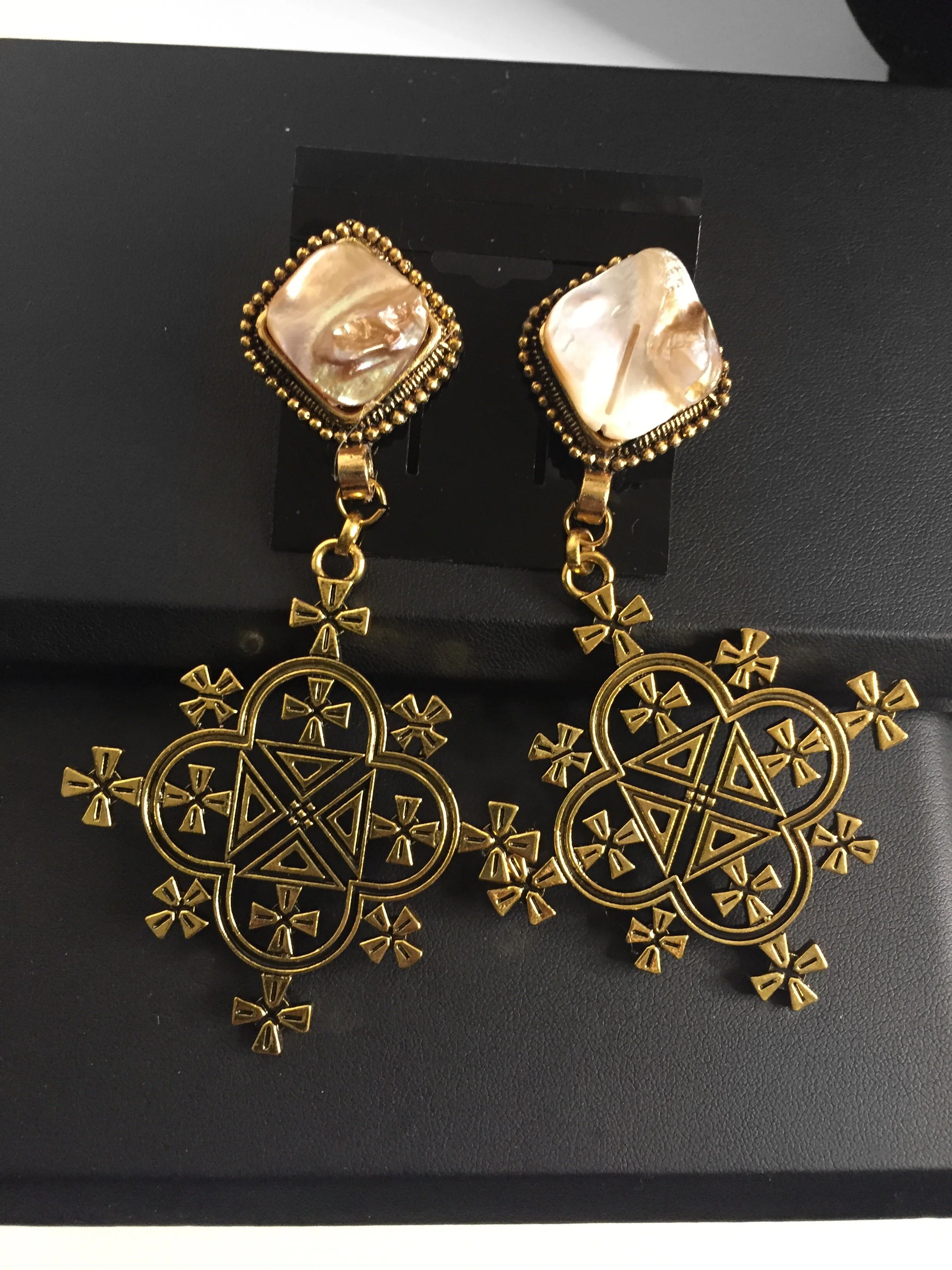 53D490D8-03F3-4C7B-8844-CAE97569A92B