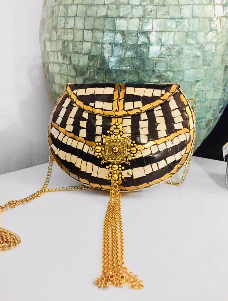 5BF5C994-8801-48DF-88C7-ADF20CA86A45