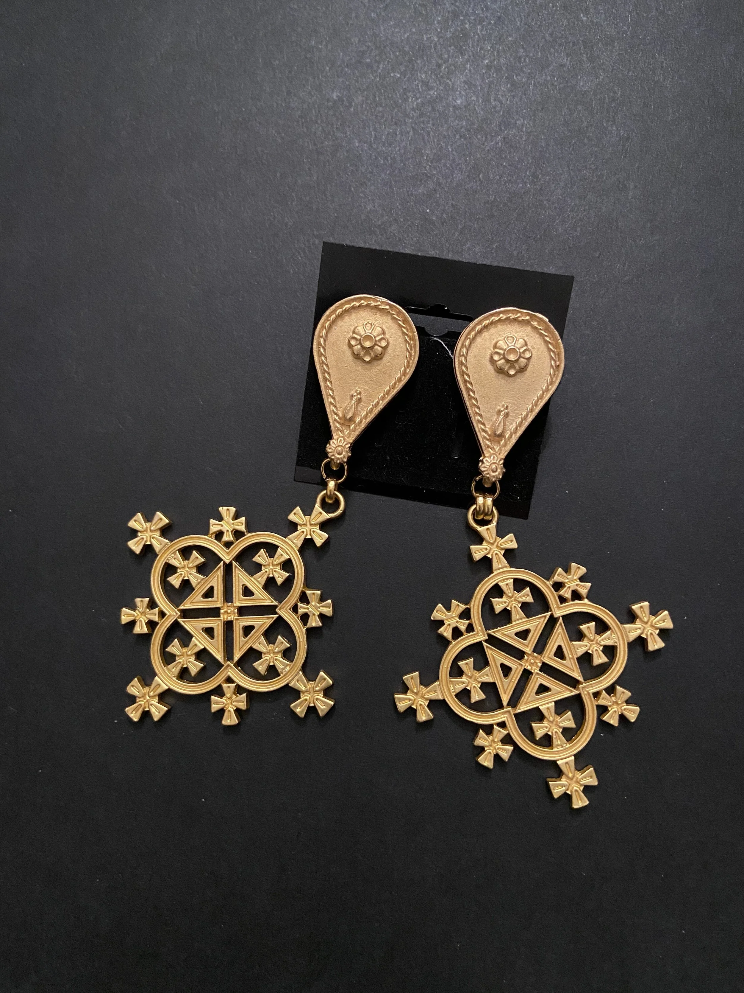 47174BC3-C60B-49F0-8DF7-71288DB72483