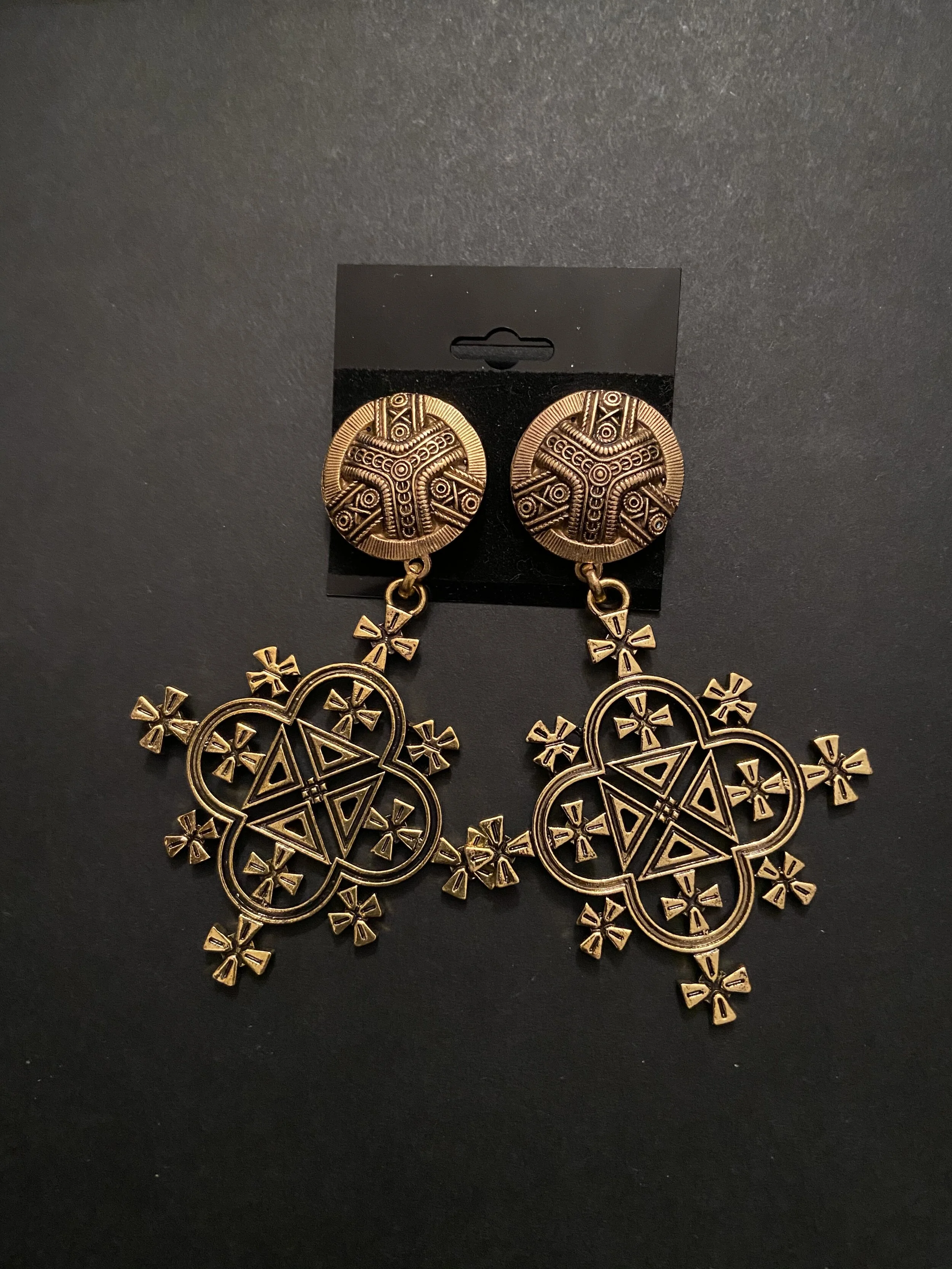 2DEBE669-CCE9-4BFB-82D9-7D8BBD51CD7C