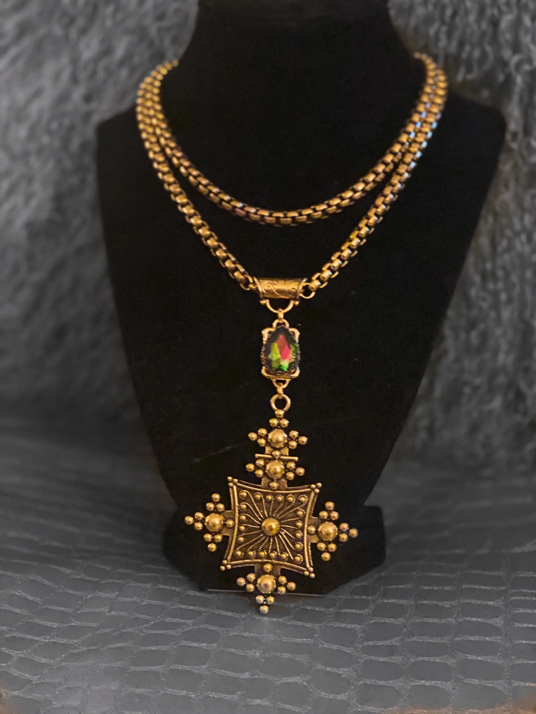 C24520D3-4118-42F5-B1E3-FD78D29E4428