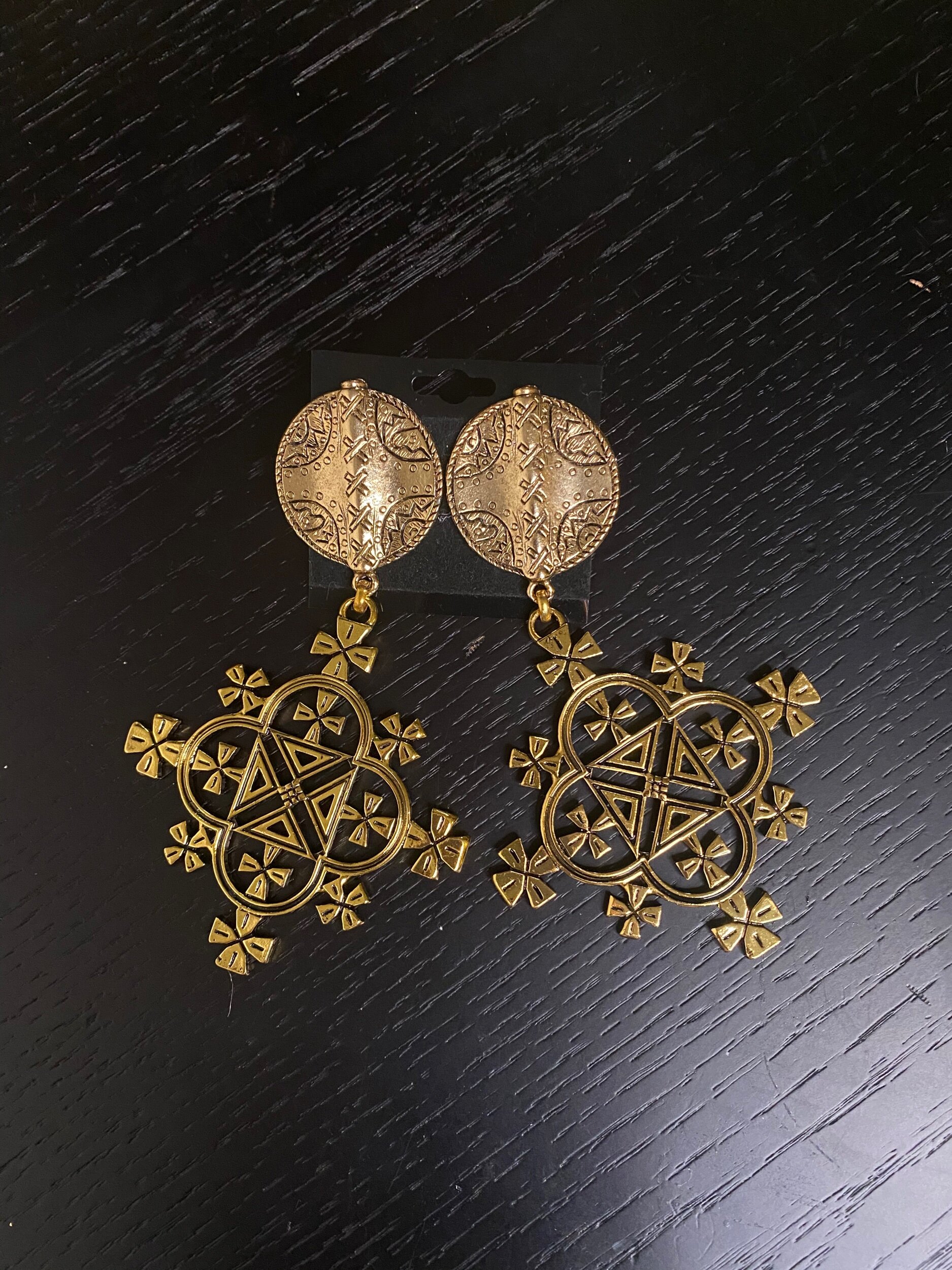 7D41E318-2391-4AD2-B05E-7DFA7C48970F