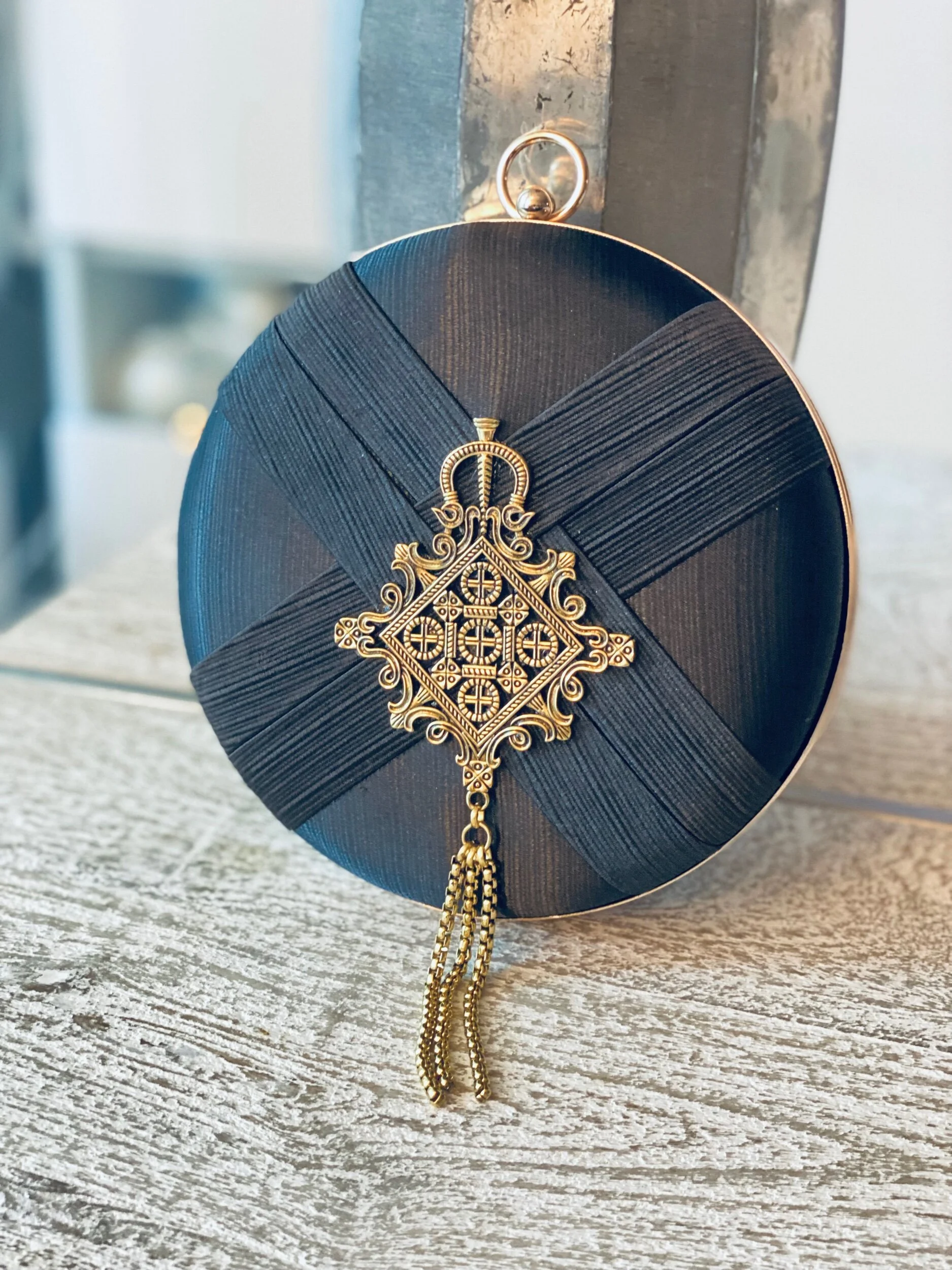 04D862F4-0A74-42FA-B77C-14B108640C50