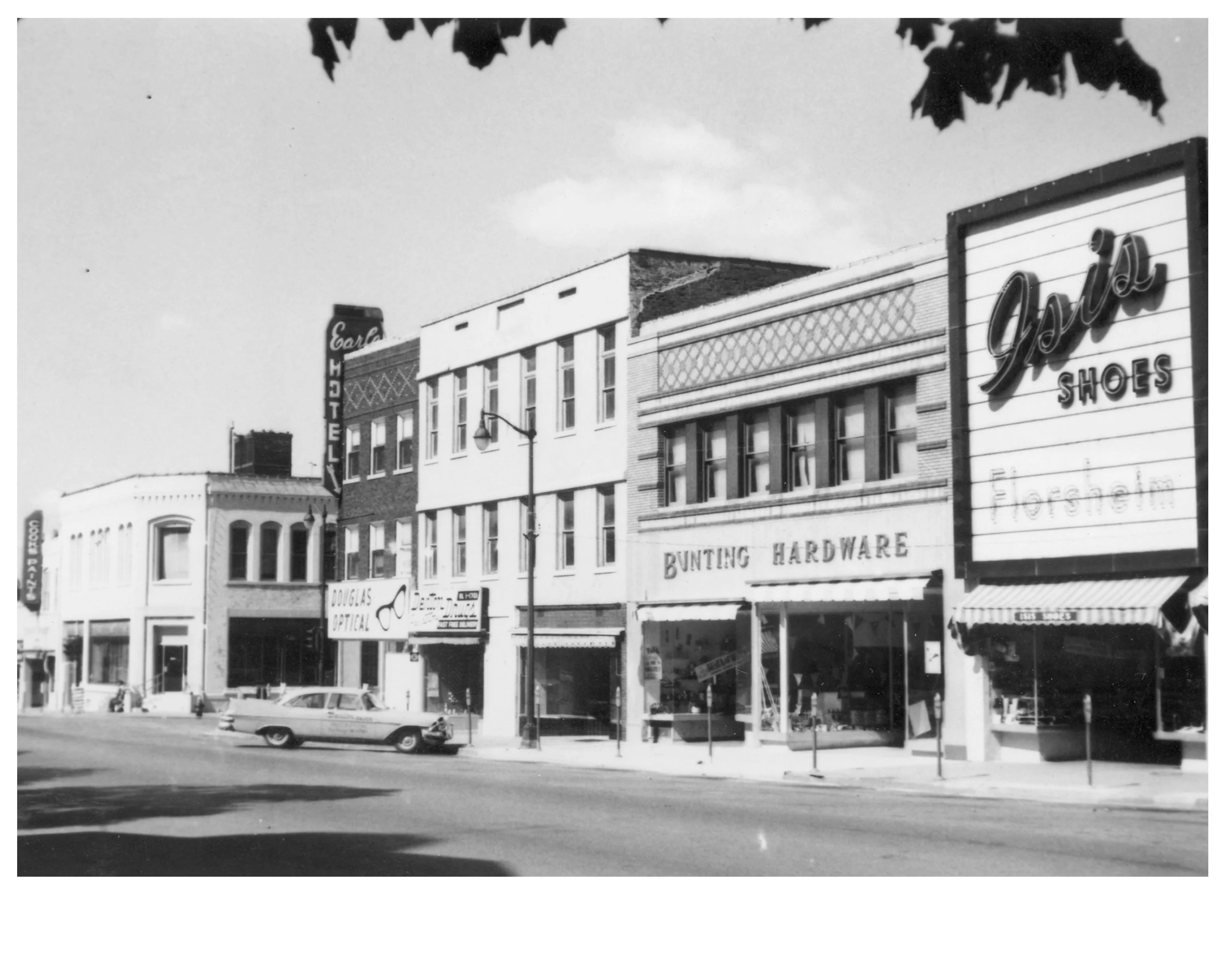 Independence Square circa 1953, Maple Ave.