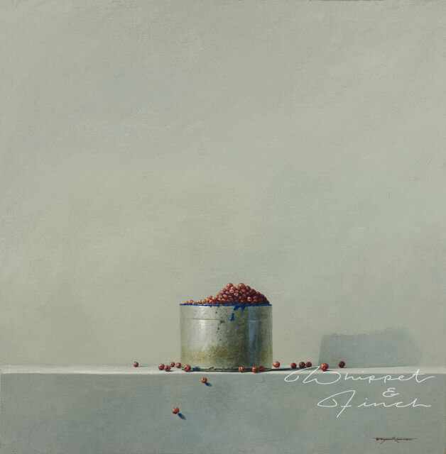 Glazed bowl and red currants