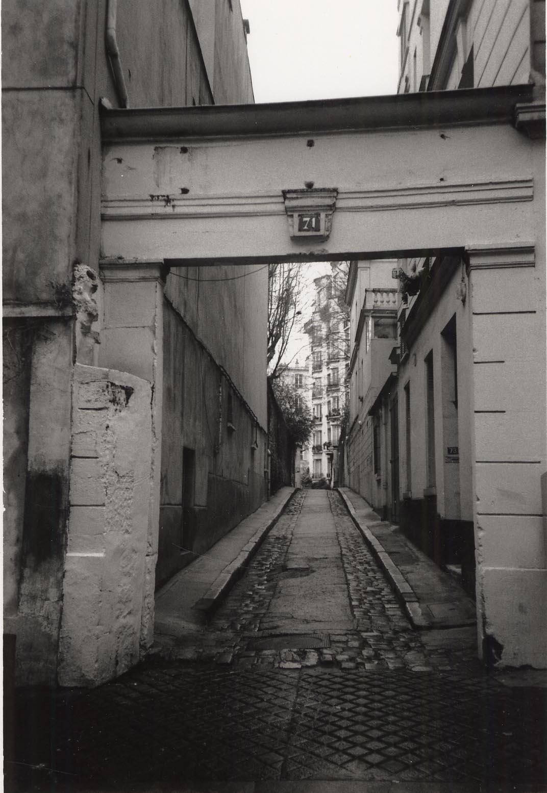 Studio entry, Rue du Cardinal Lemoine, Paris (1998)