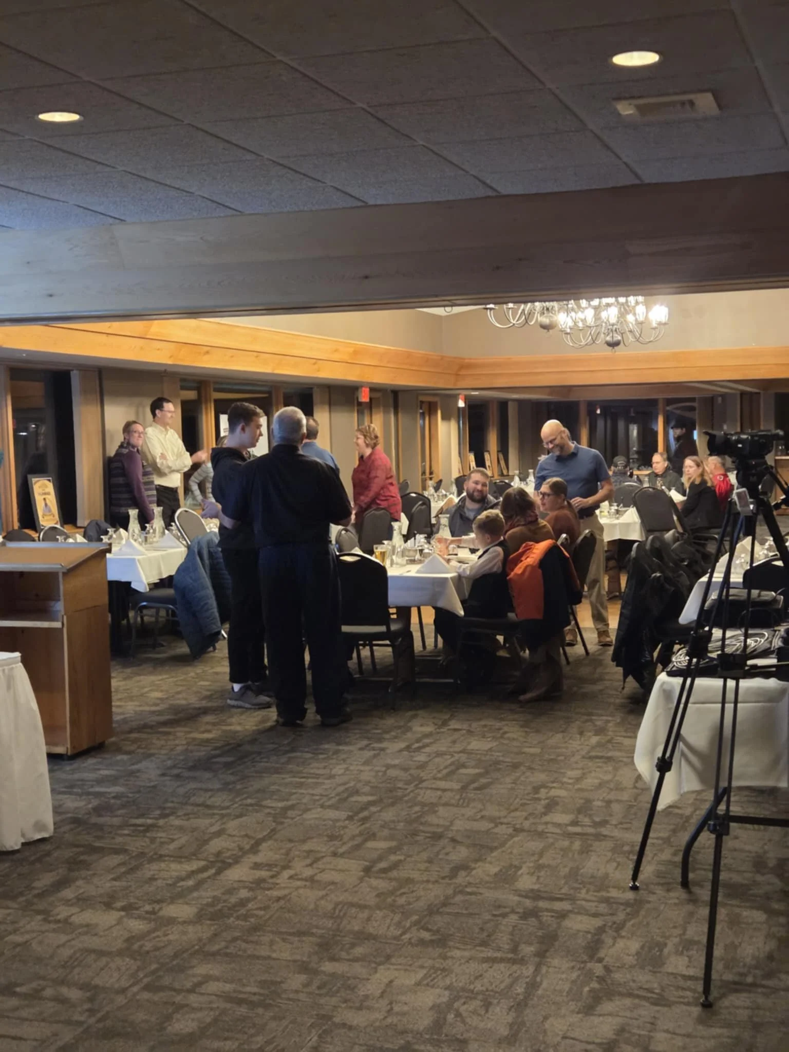 Networking at Awards 5.jpg