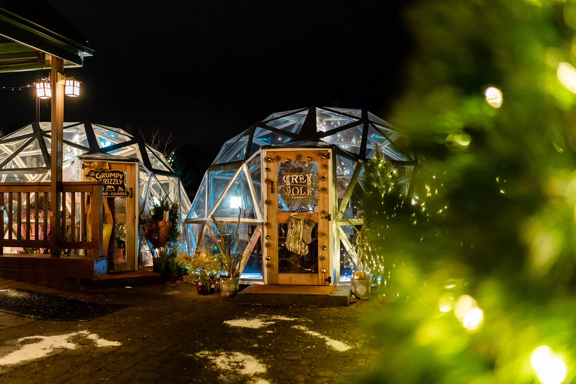 Dining Igloos — Deadwood Bar and Grill Northville, Michigan