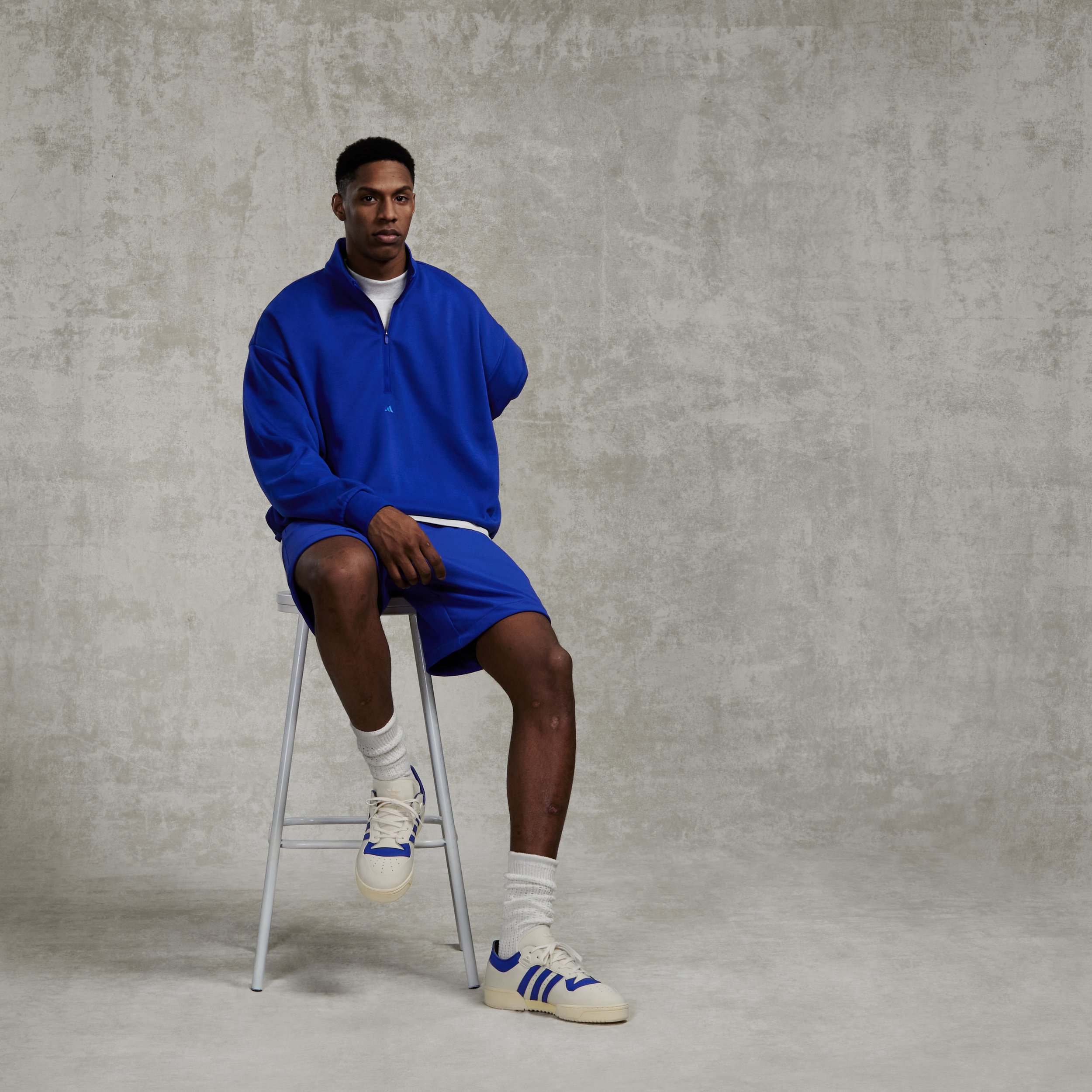 01_KS_SS24_ADIDAS_BASKETBALL_HANSEL_EMMANUEL_IF4437_FEB_U_01_0085_SZ_F09_EXT01_1x1.jpg