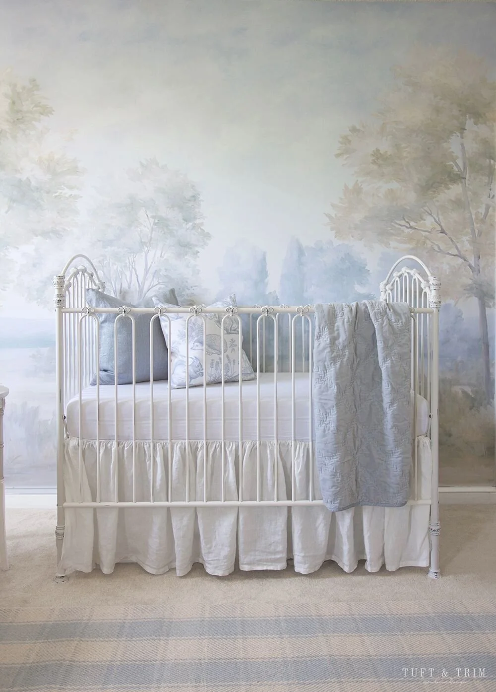 Baby Nursery Wall Murals. There are different types depending on your need. Read more!