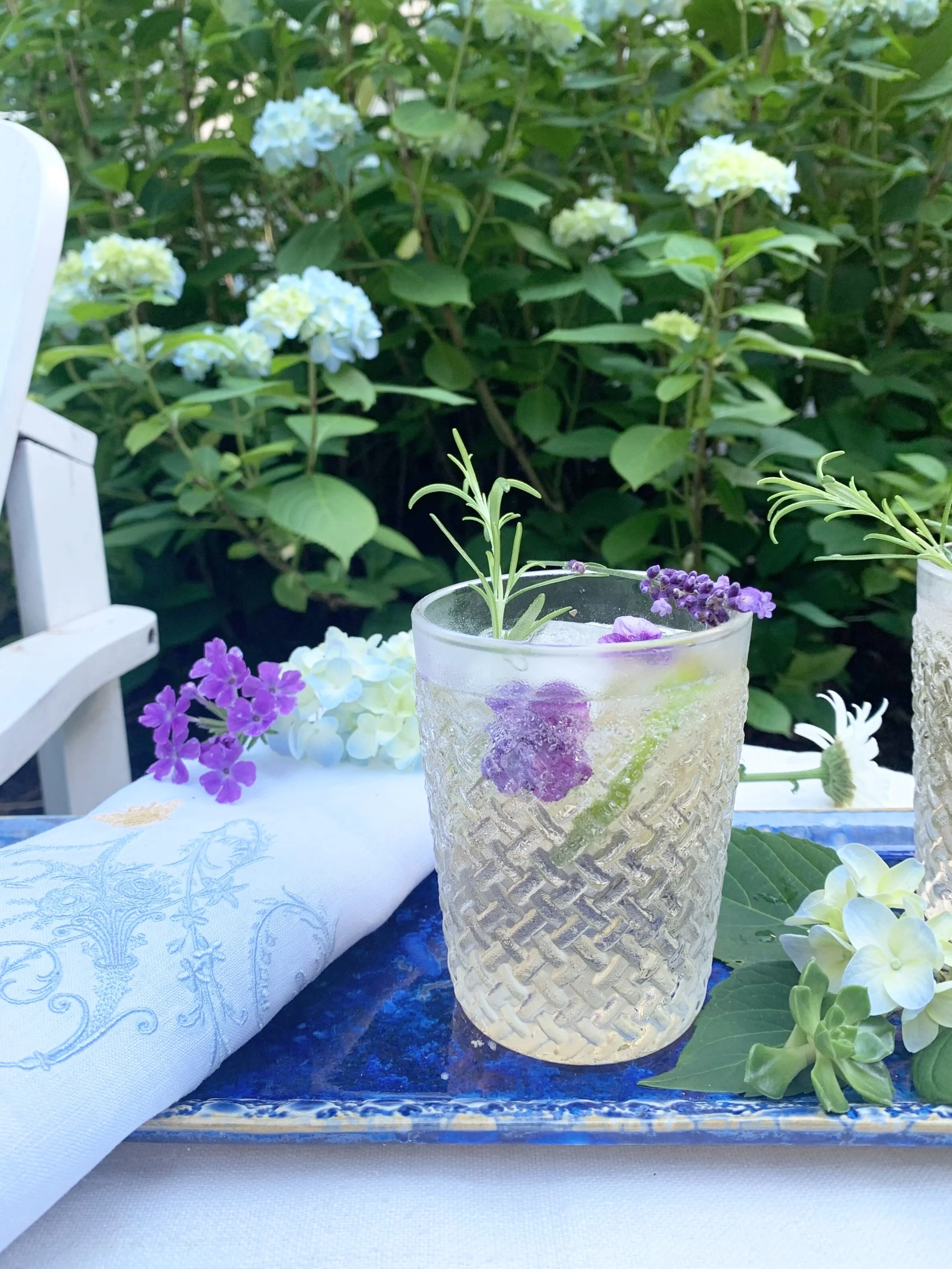 Hydrangeas and Edible Flowers A Match Made In Heaven