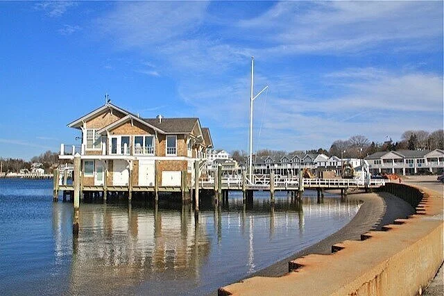 Watch Hill Yacht Club Photo by Merze Lifestyle