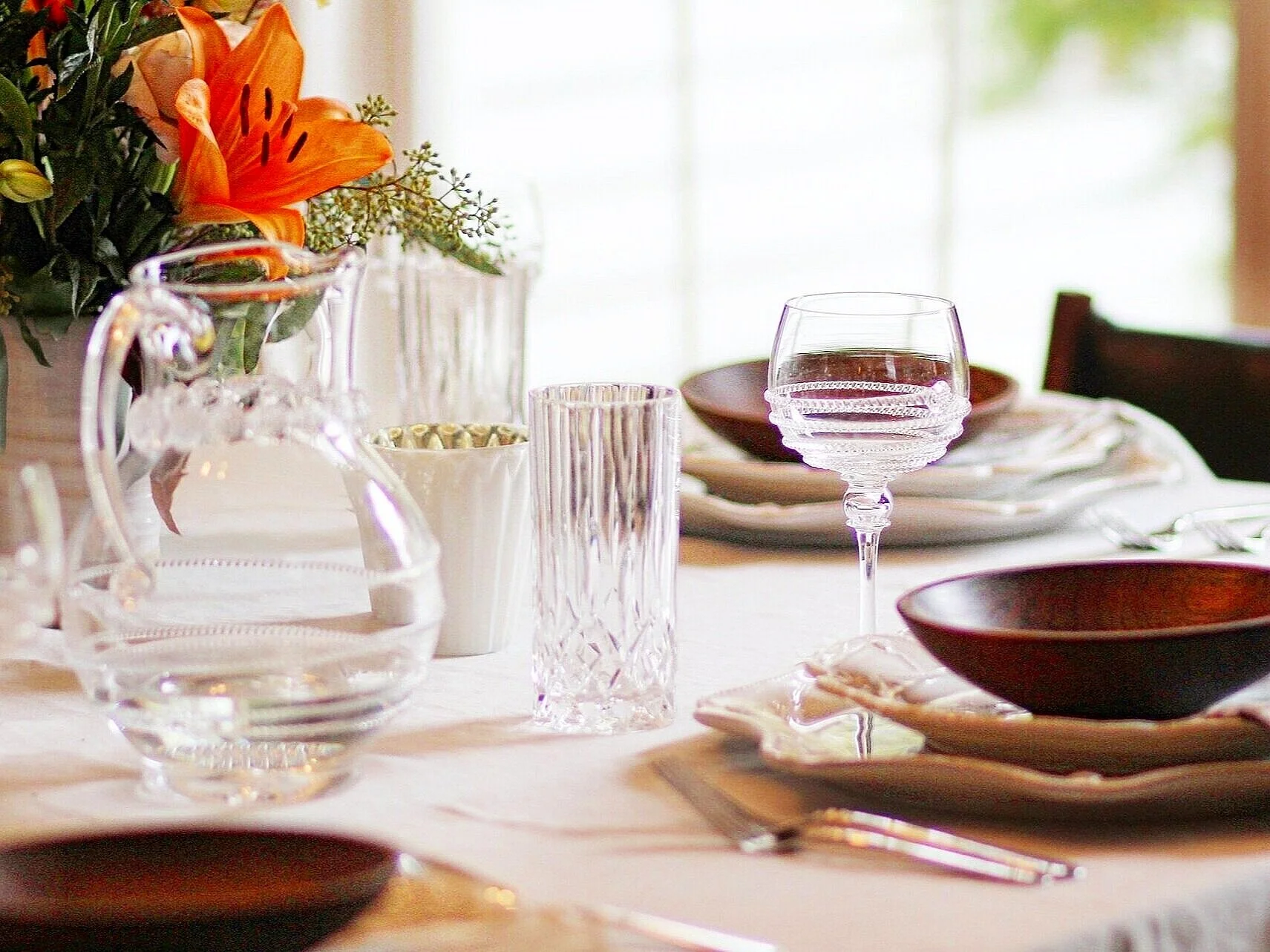 Casual Organic Modern Fall Table